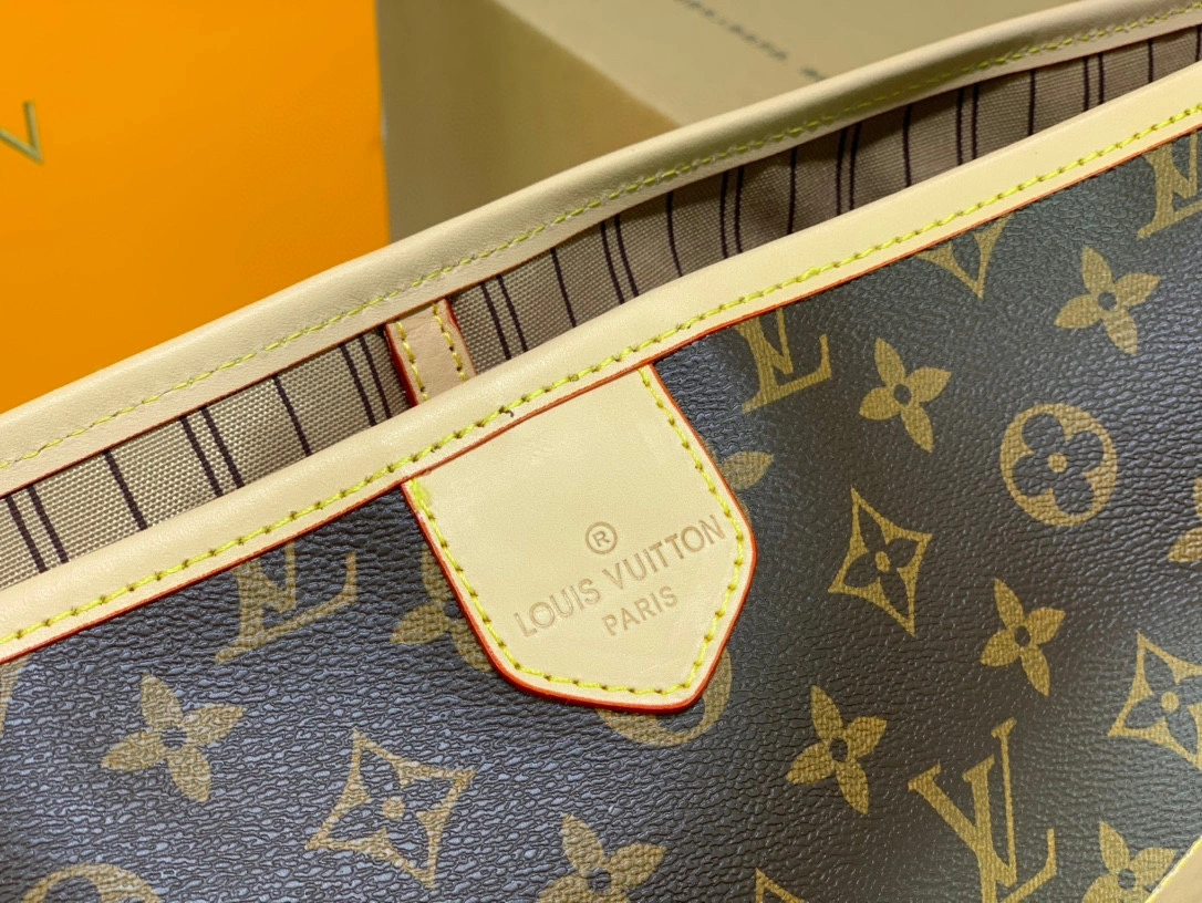 L*ouis V*uitton Bag Top Quality 38*30cm Versatile 8355