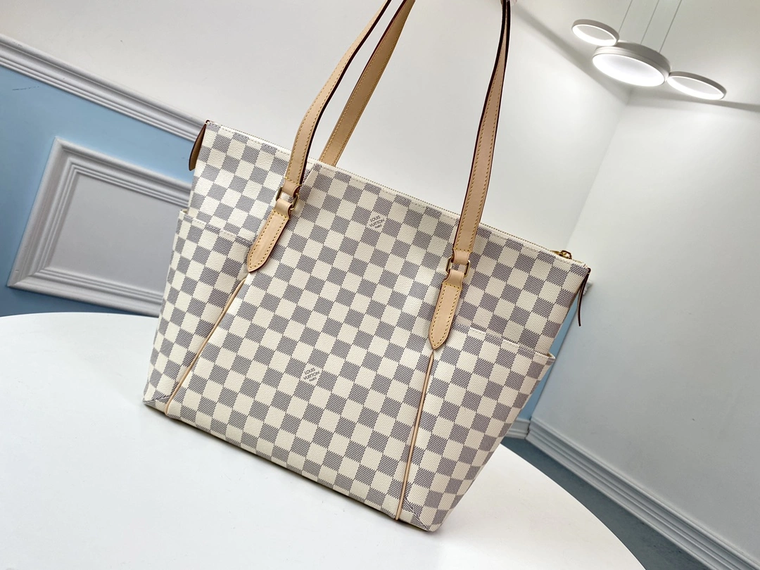 L*ouis V*uitton Bag Top Quality 43*30*7cm Refined 8714