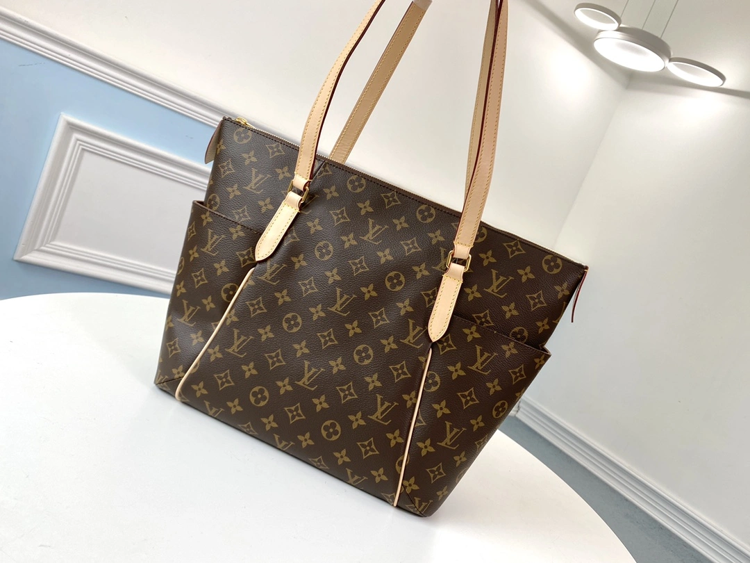 L*ouis V*uitton Bag Top Quality 43*30*7cm Refined 8714