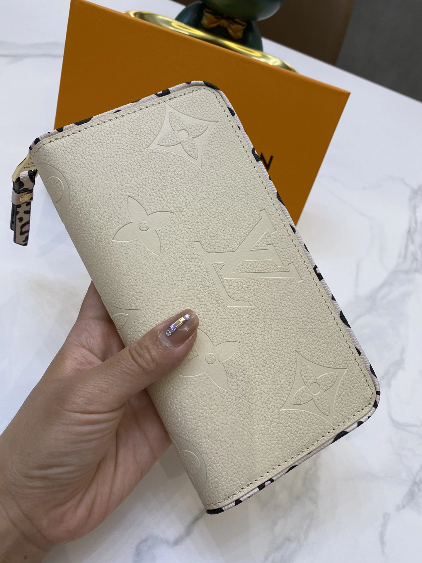 L*ouis V*uitton Bag Top Quality Seasonal 8438