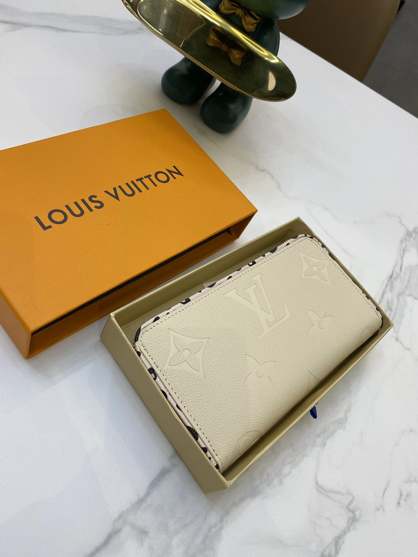 L*ouis V*uitton Bag Top Quality Seasonal 8438