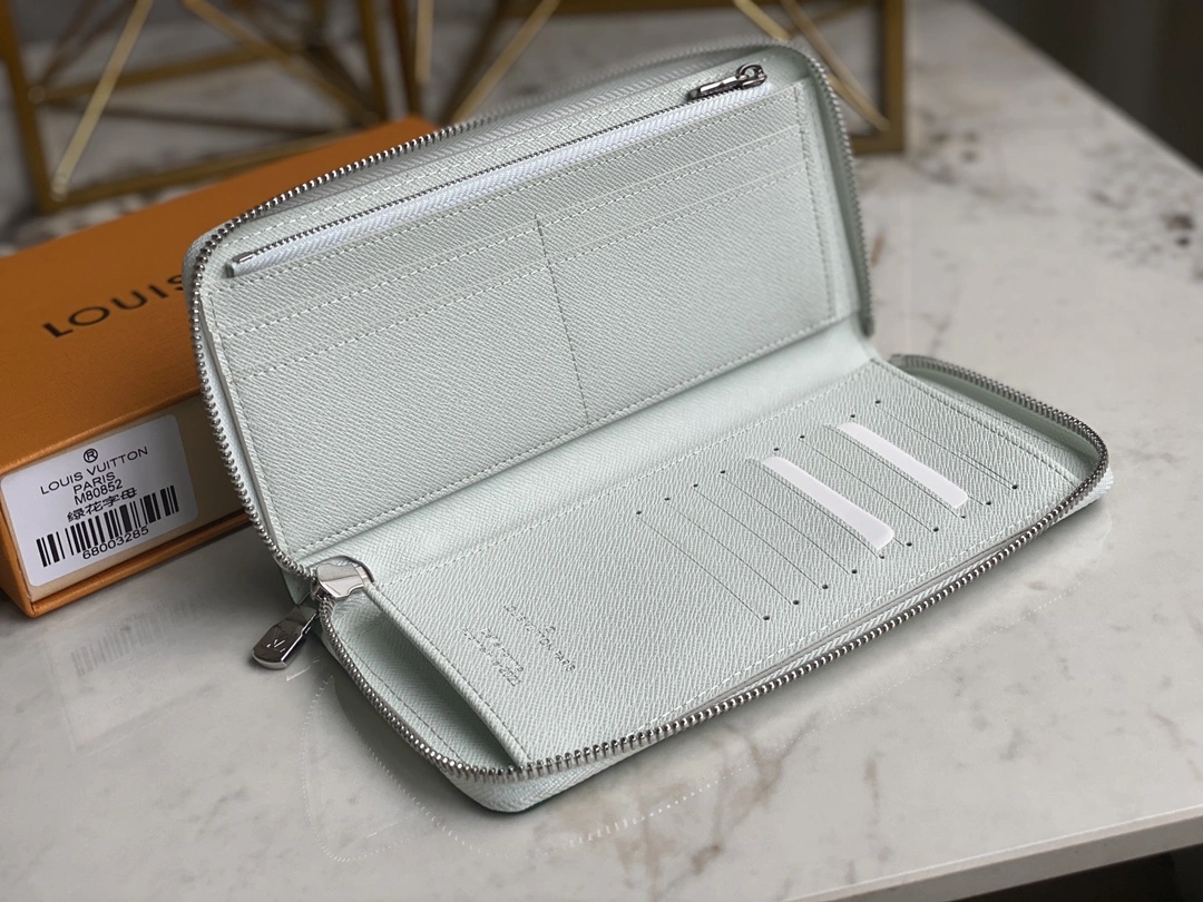 ZipUp L*ouis V*uitton Bag Top Quality 8437