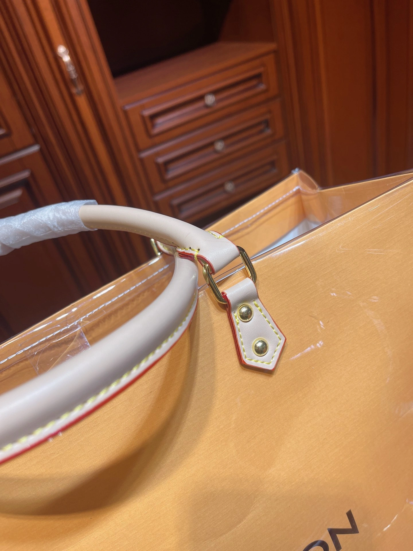 L*ouis V*uitton Bag Top Quality ModernLook 8655