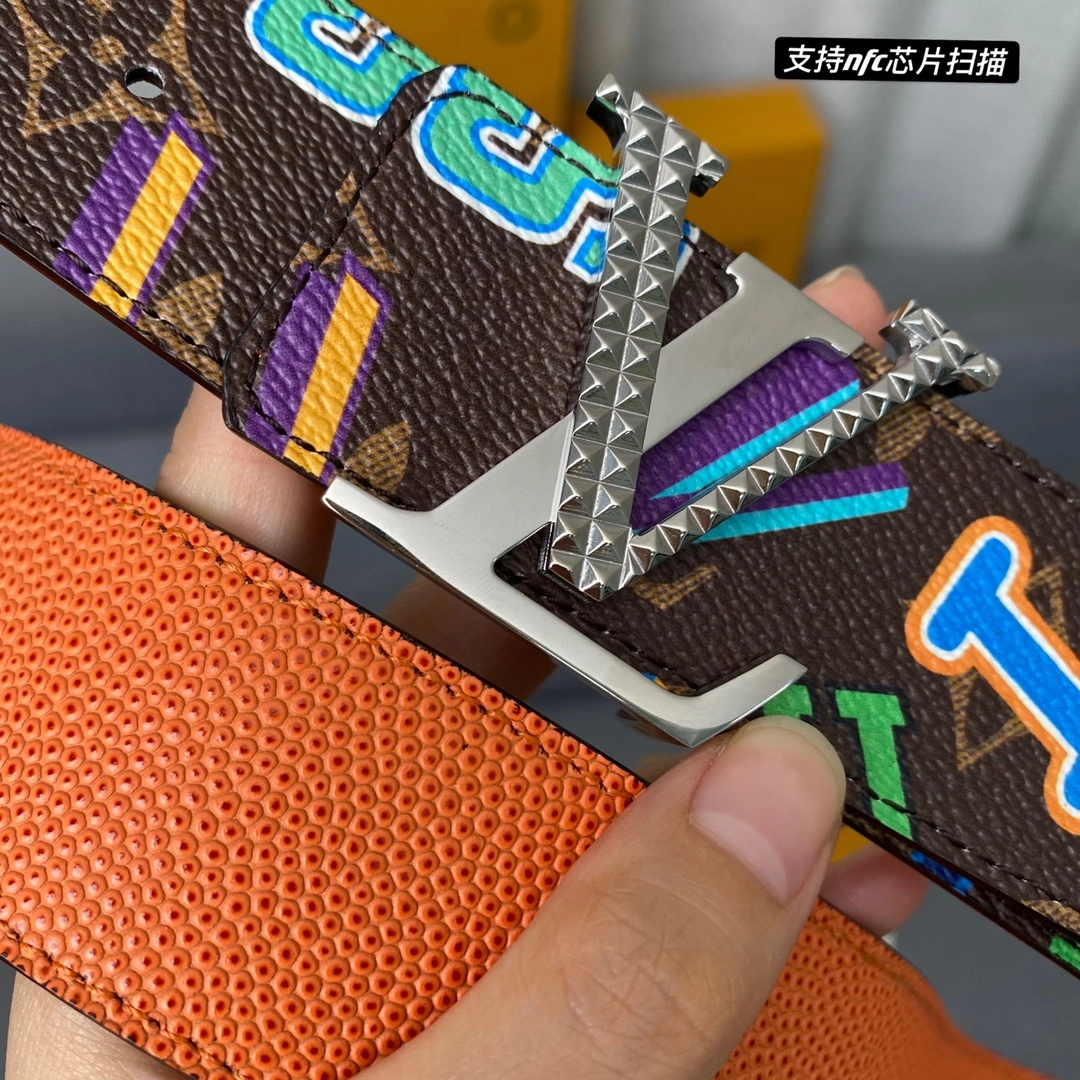 L*ouis V*uitton Belts Top Version Functional 15419