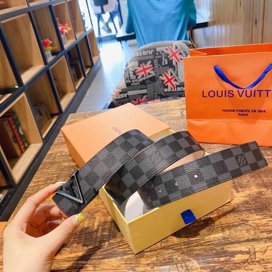 L*ouis V*uitton Belts Top Version StreetReady 15454