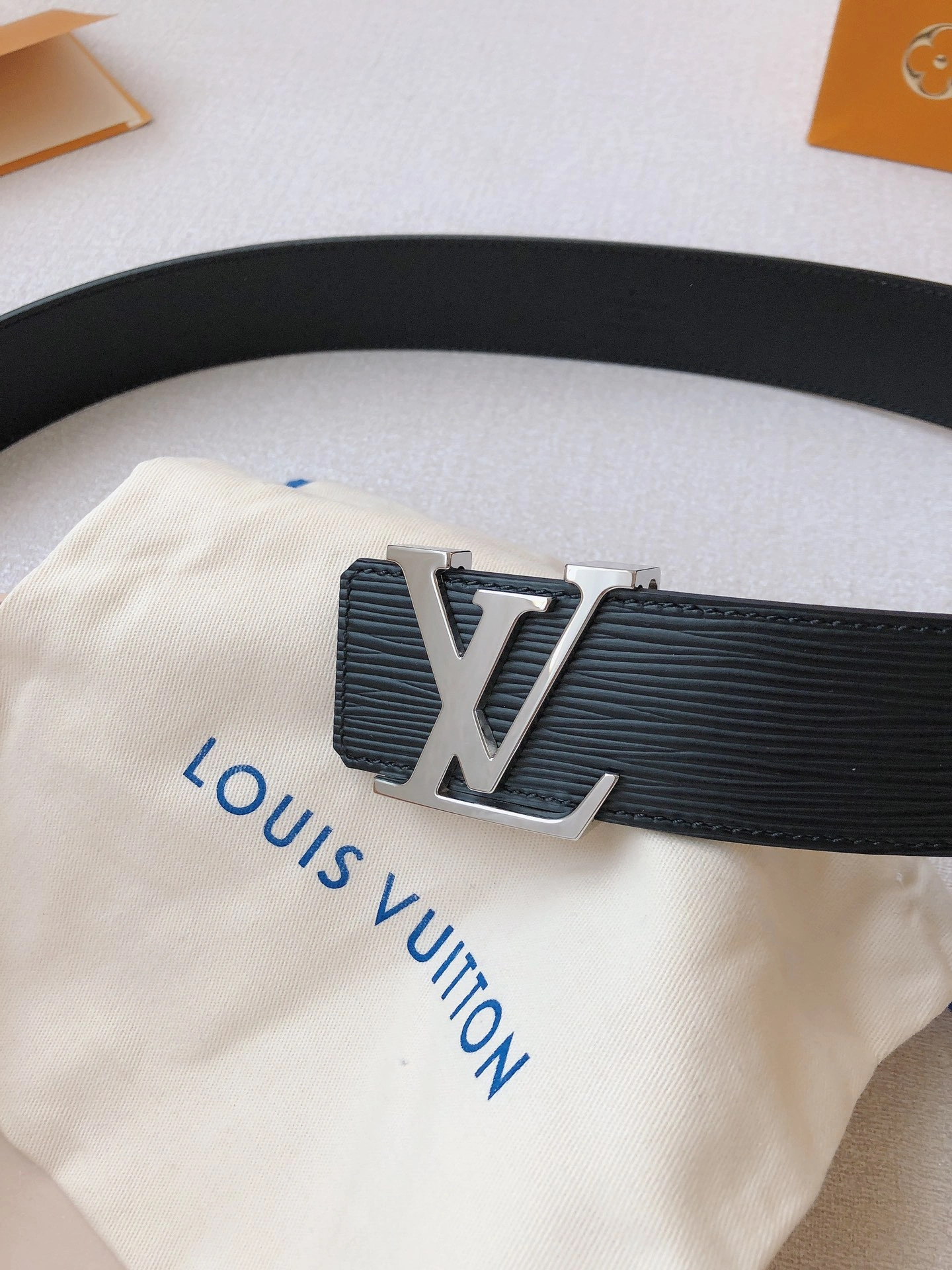Vibrant L*ouis V*uitton Belts Top Version 15490