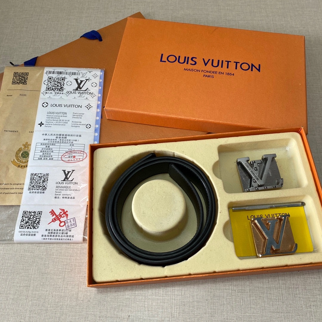 L*ouis V*uitton Belts Top Version Soft 15444