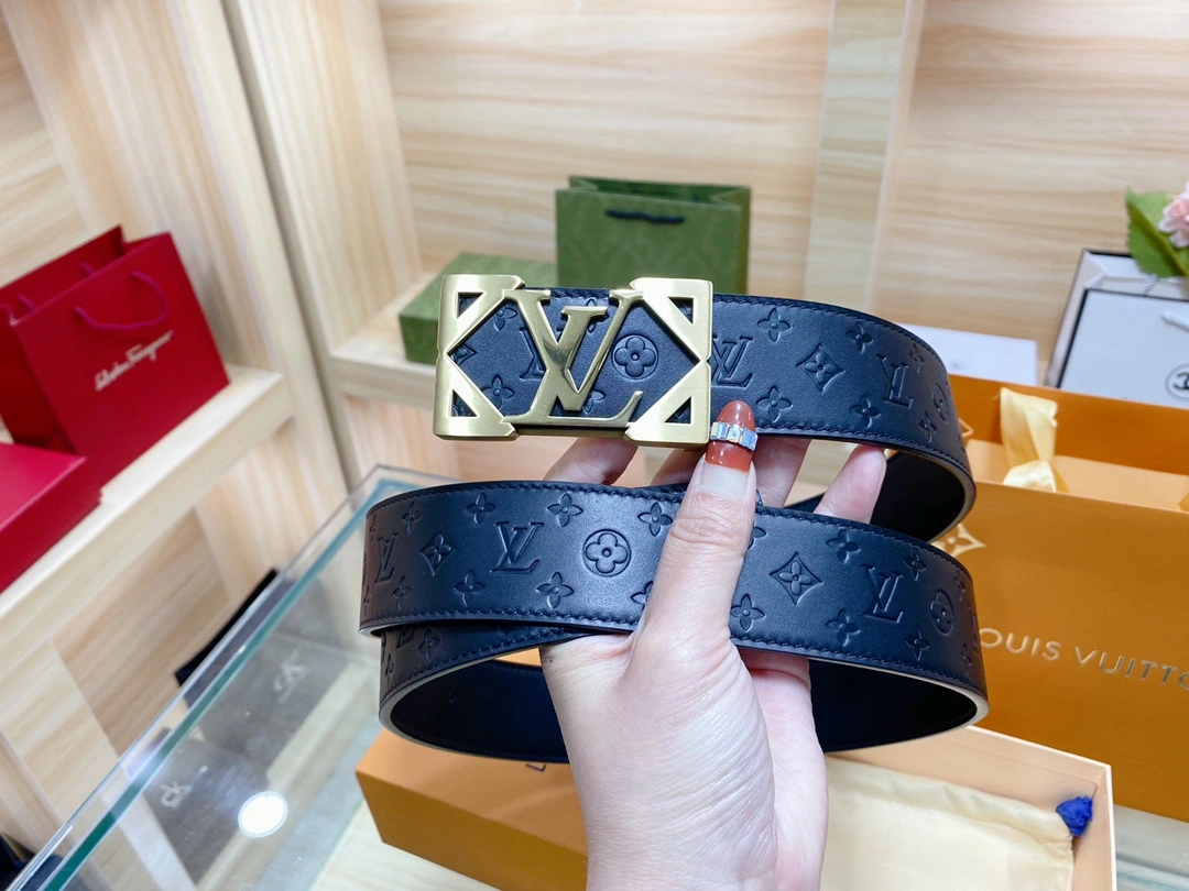 L*ouis V*uitton Belts Top Version AllSeason 15450