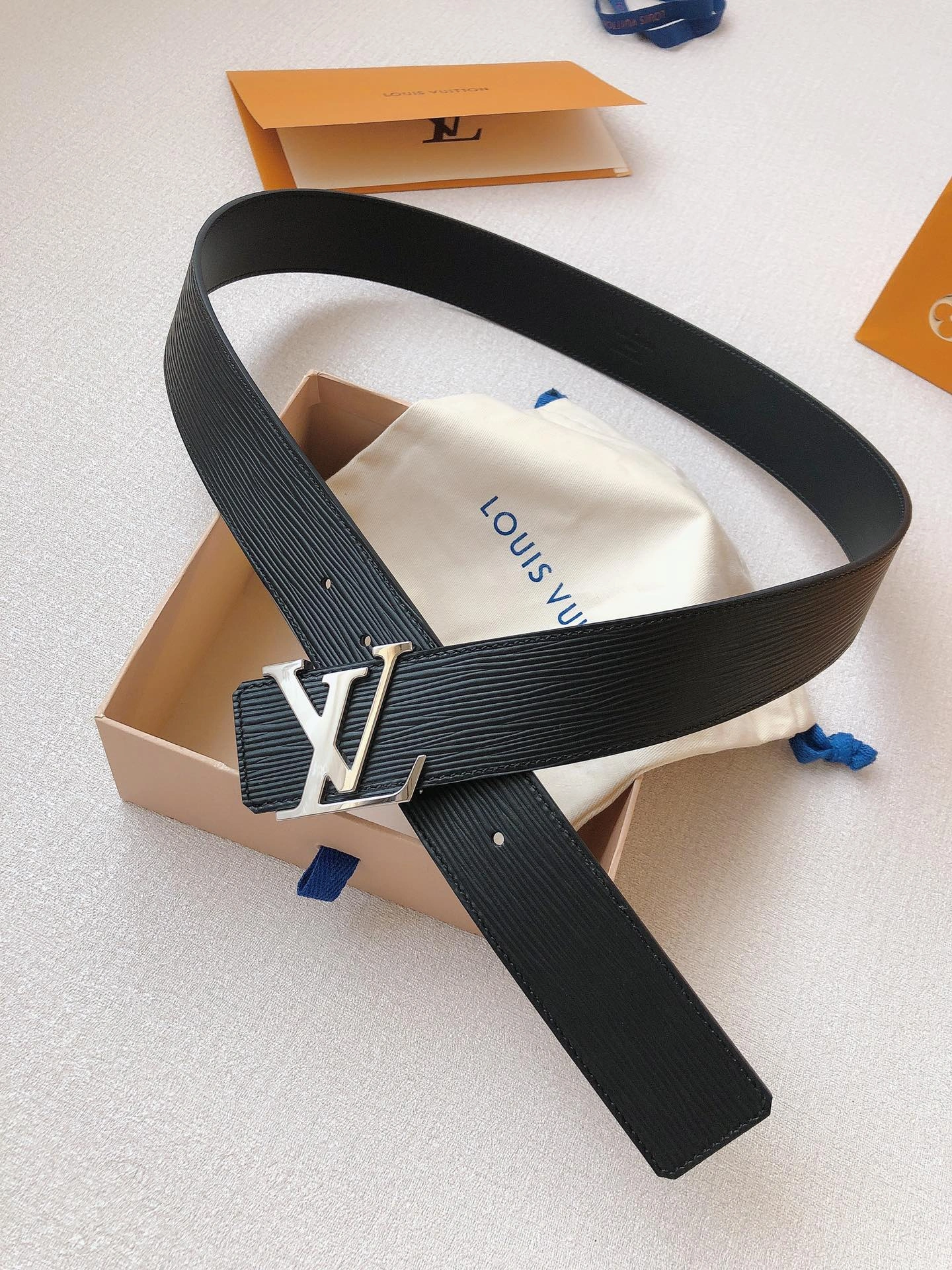 Vibrant L*ouis V*uitton Belts Top Version 15490