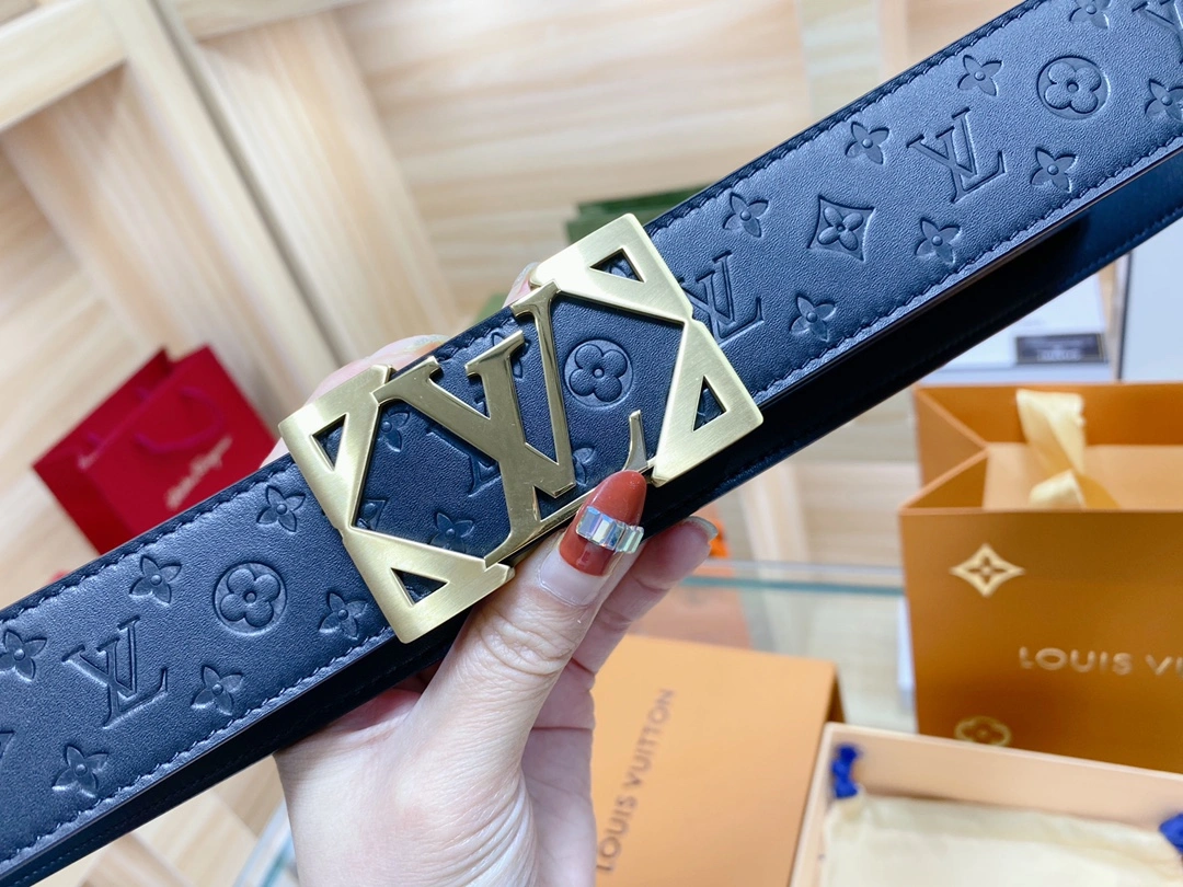 L*ouis V*uitton Belts Top Version AllSeason 15450