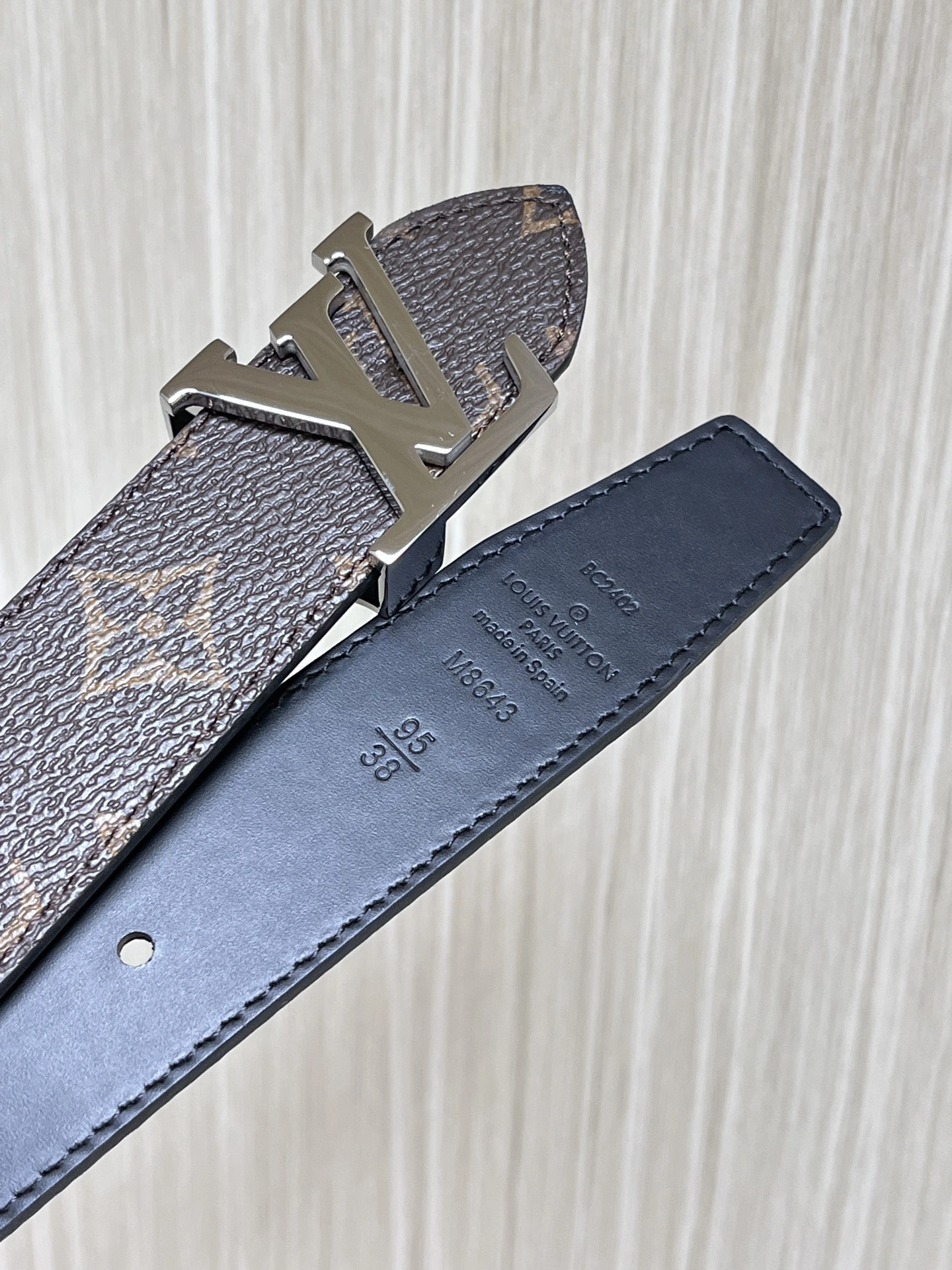 L*ouis V*uitton Belts XX 20250403- Chic 15210