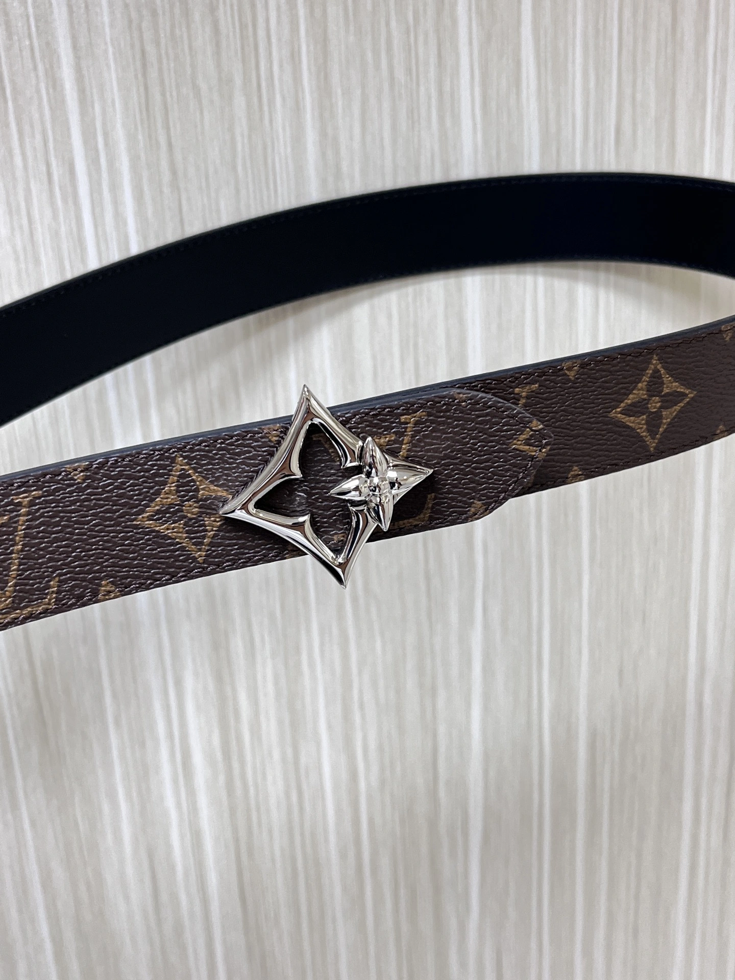 L*ouis V*uitton Belts XX 20250403- Chic 15210