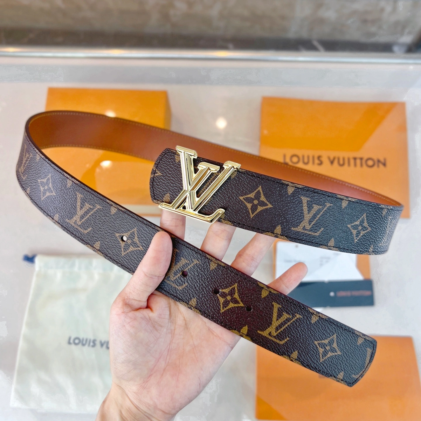 L*ouis V*uitton Belts XX 20250403- Chic 15212