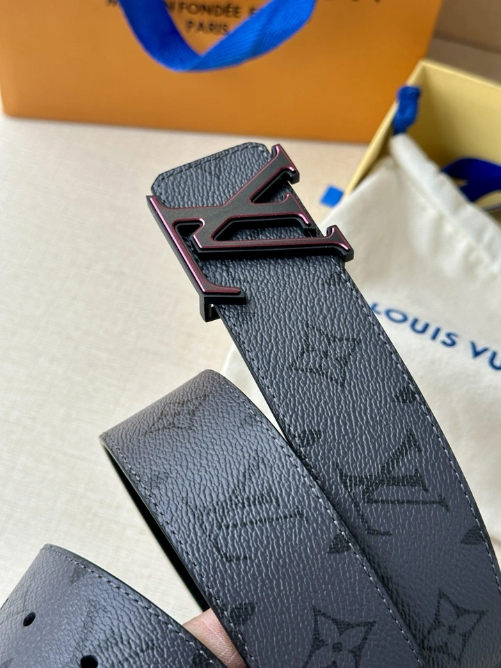 ZipUp L*ouis V*uitton Belts XX 20250403- 15196