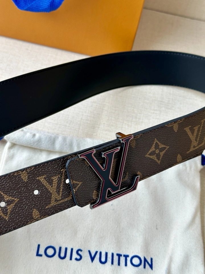 ZipUp L*ouis V*uitton Belts XX 20250403- 15196
