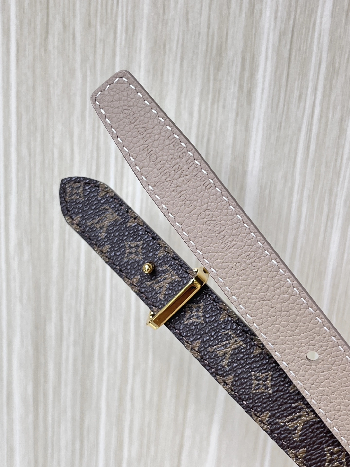 Sleek L*ouis V*uitton Belts XX 20250403- 15194