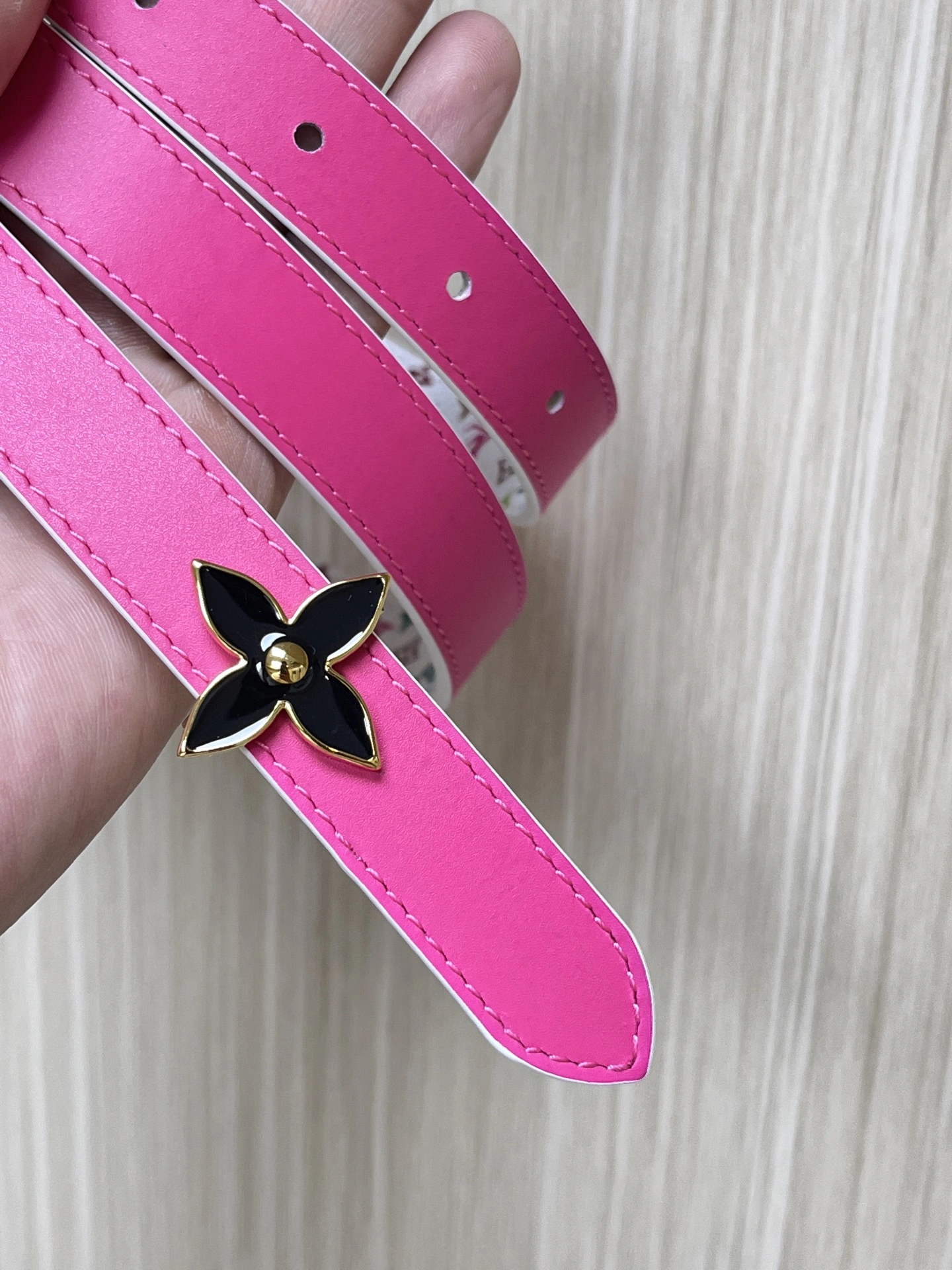 Sleek L*ouis V*uitton Belts XX 20250403- 15194