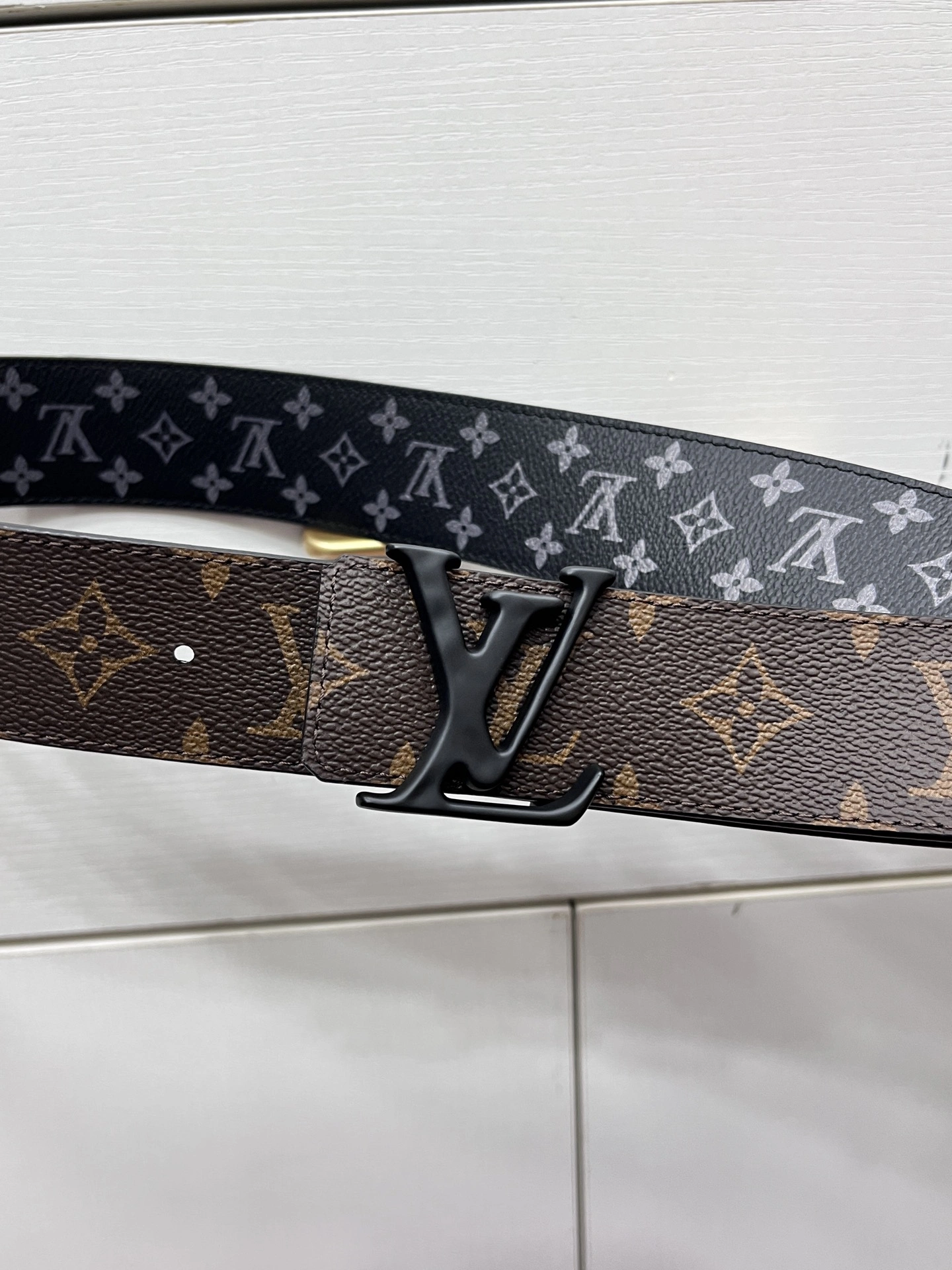 Lightweight L*ouis V*uitton Belts XX 20250406- 15182