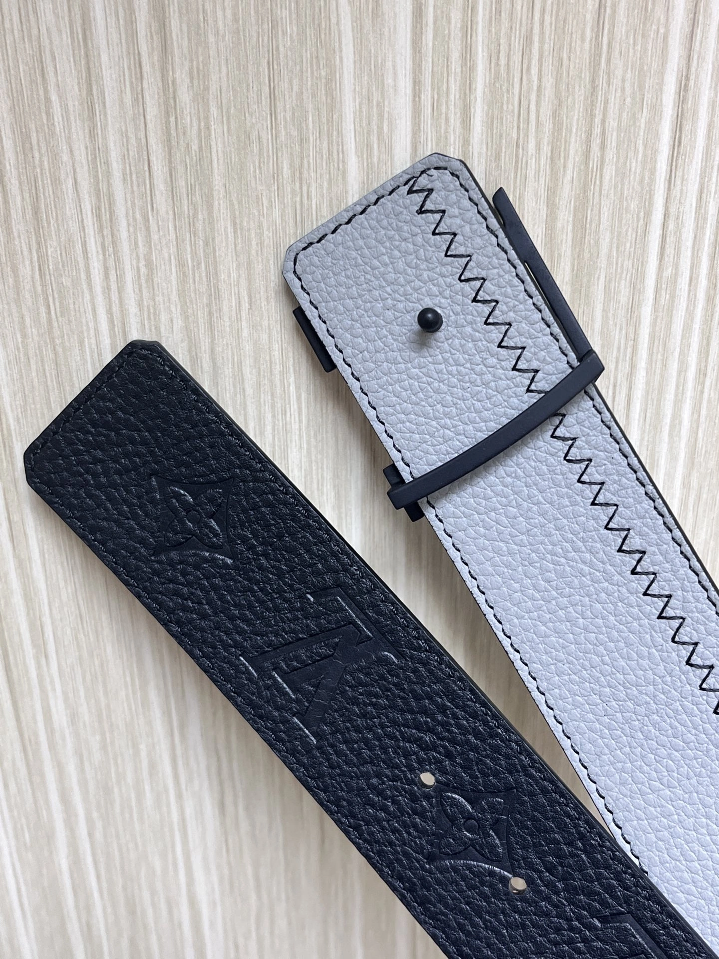 L*ouis V*uitton Belts XX 20250406- OdorResistant 15177