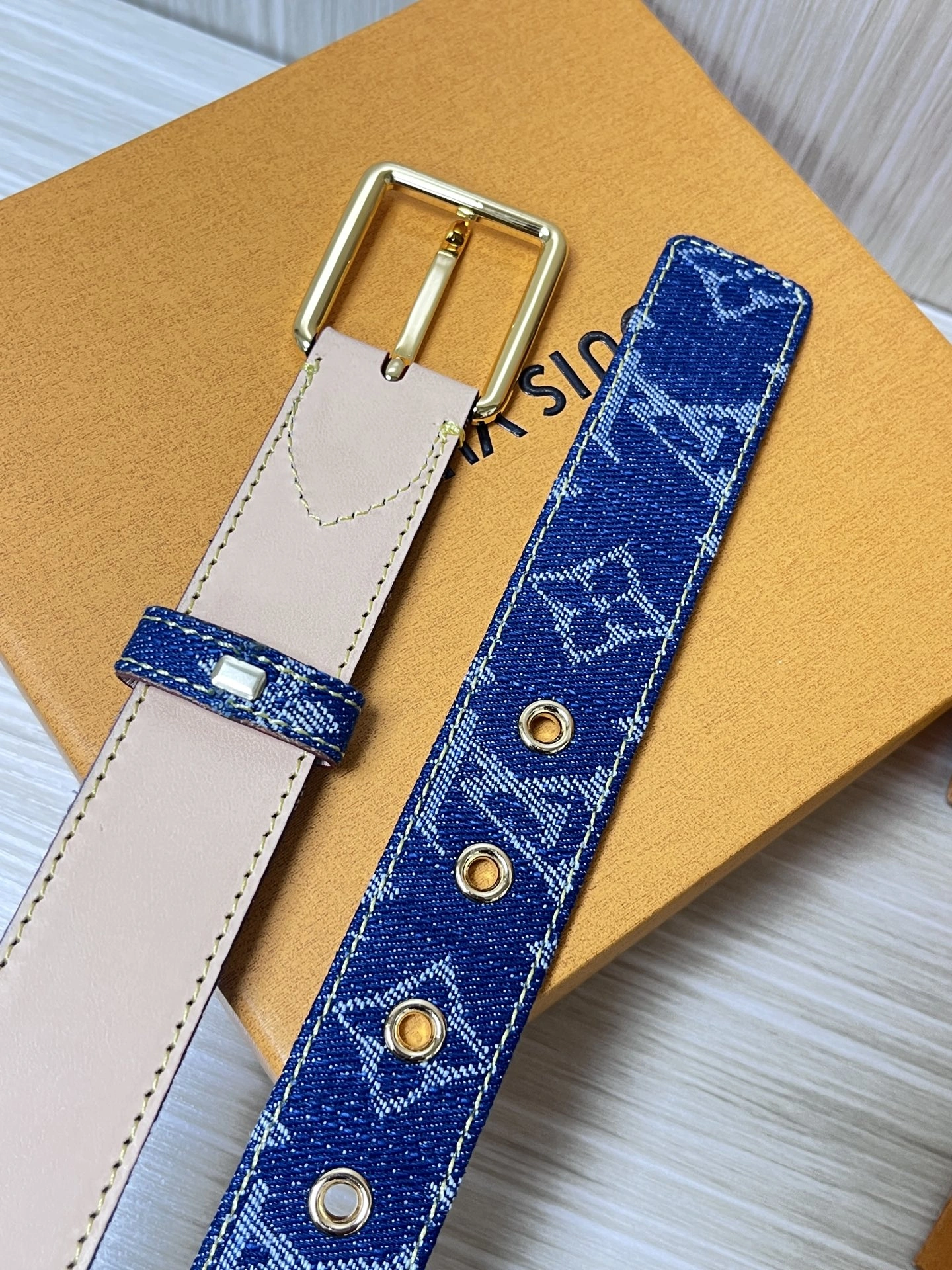 WellDesigned L*ouis V*uitton Belts XX 20250407- 15175