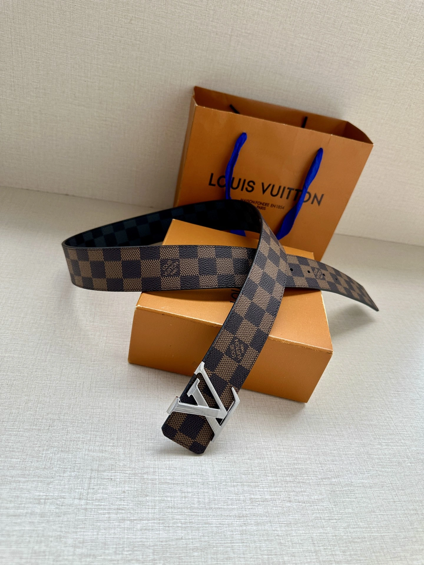 L*ouis V*uitton Belts XX 20250407- Sleek 15167