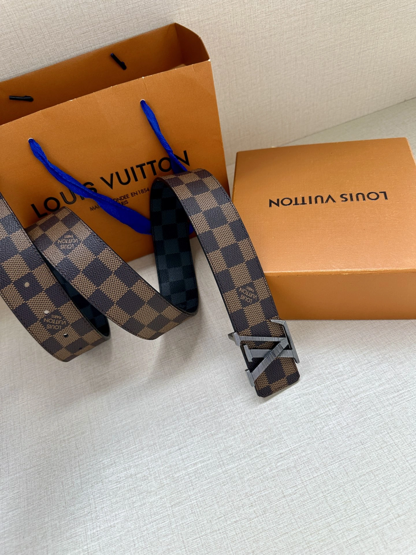 L*ouis V*uitton Belts XX 20250407- Sleek 15167