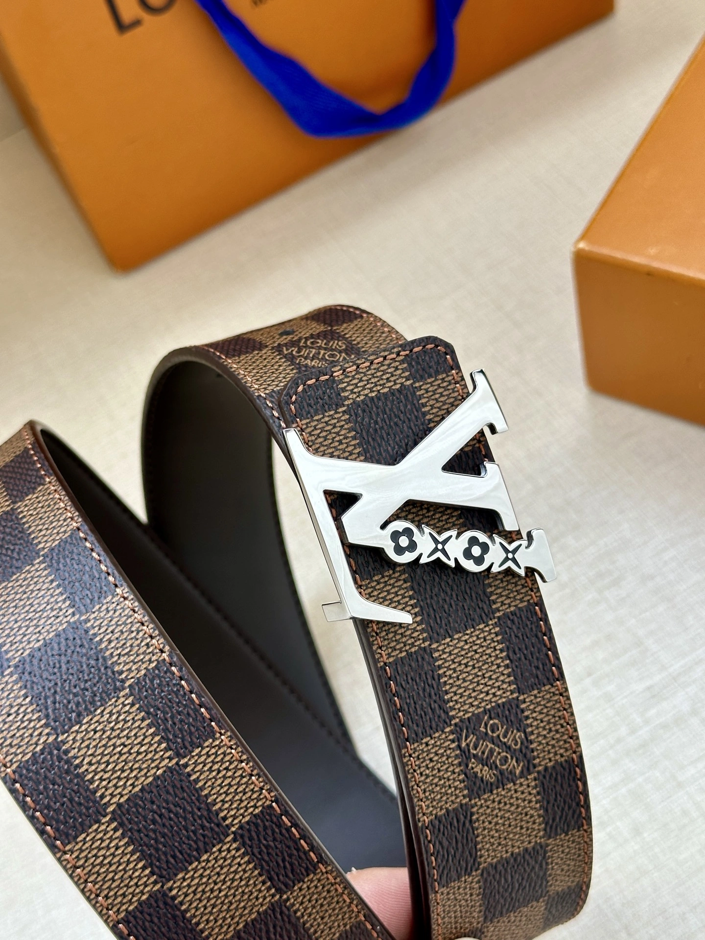 Resilient L*ouis V*uitton Belts XX 20250407- 15156