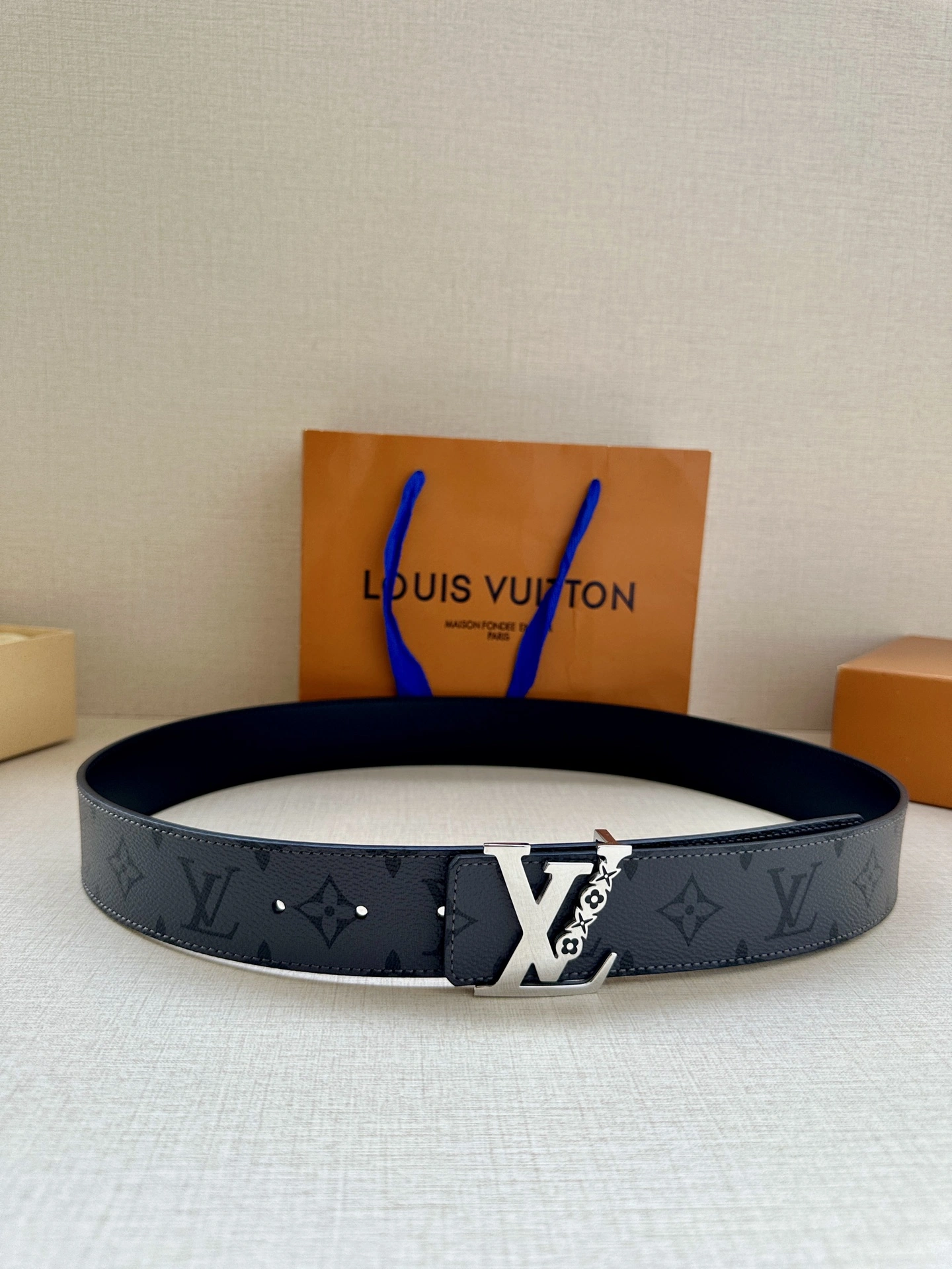 Resilient L*ouis V*uitton Belts XX 20250407- 15156