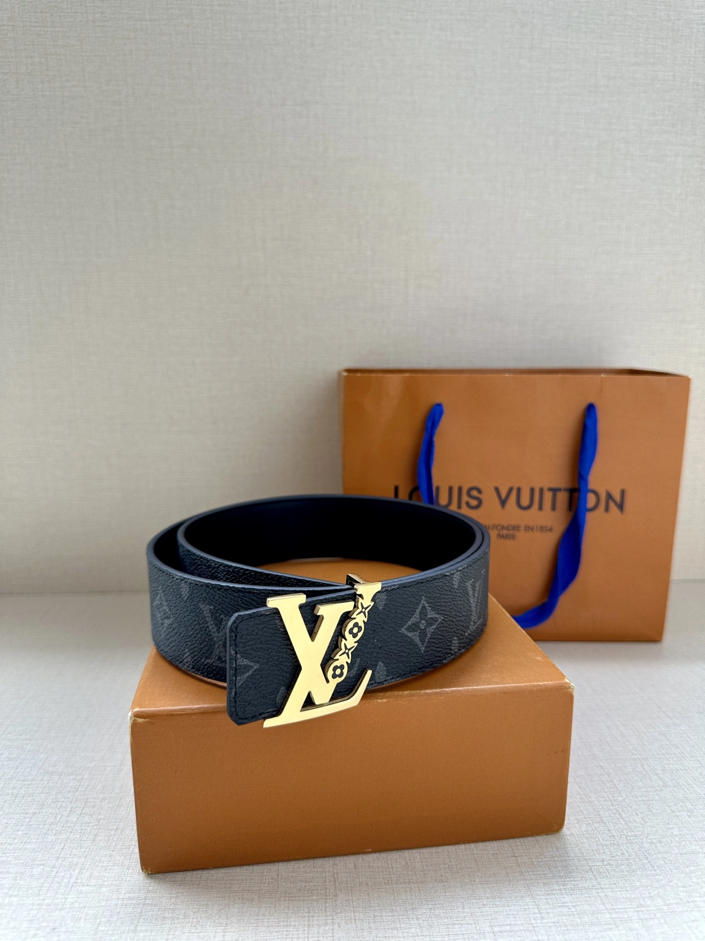 Resilient L*ouis V*uitton Belts XX 20250407- 15156