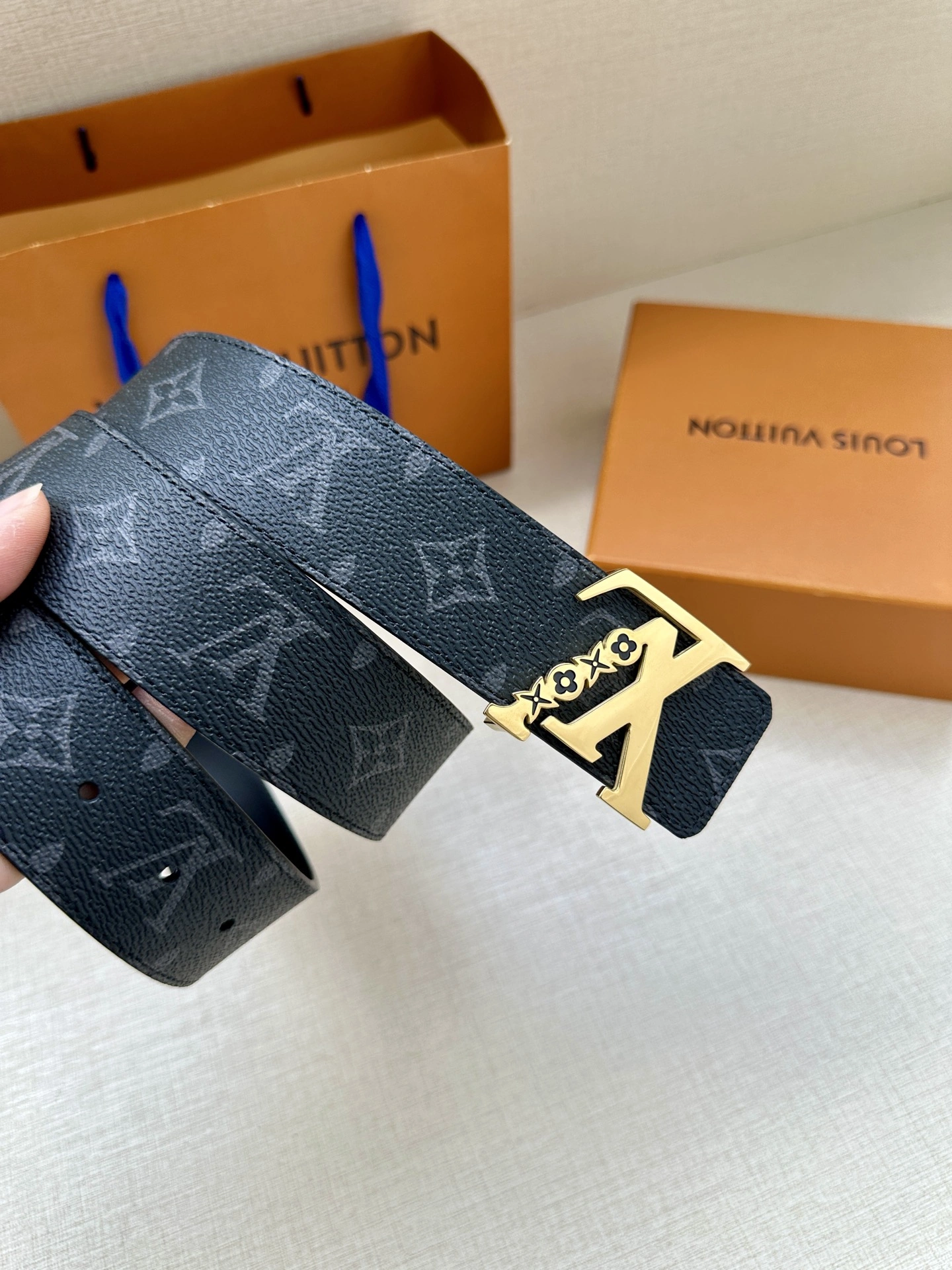 Resilient L*ouis V*uitton Belts XX 20250407- 15156