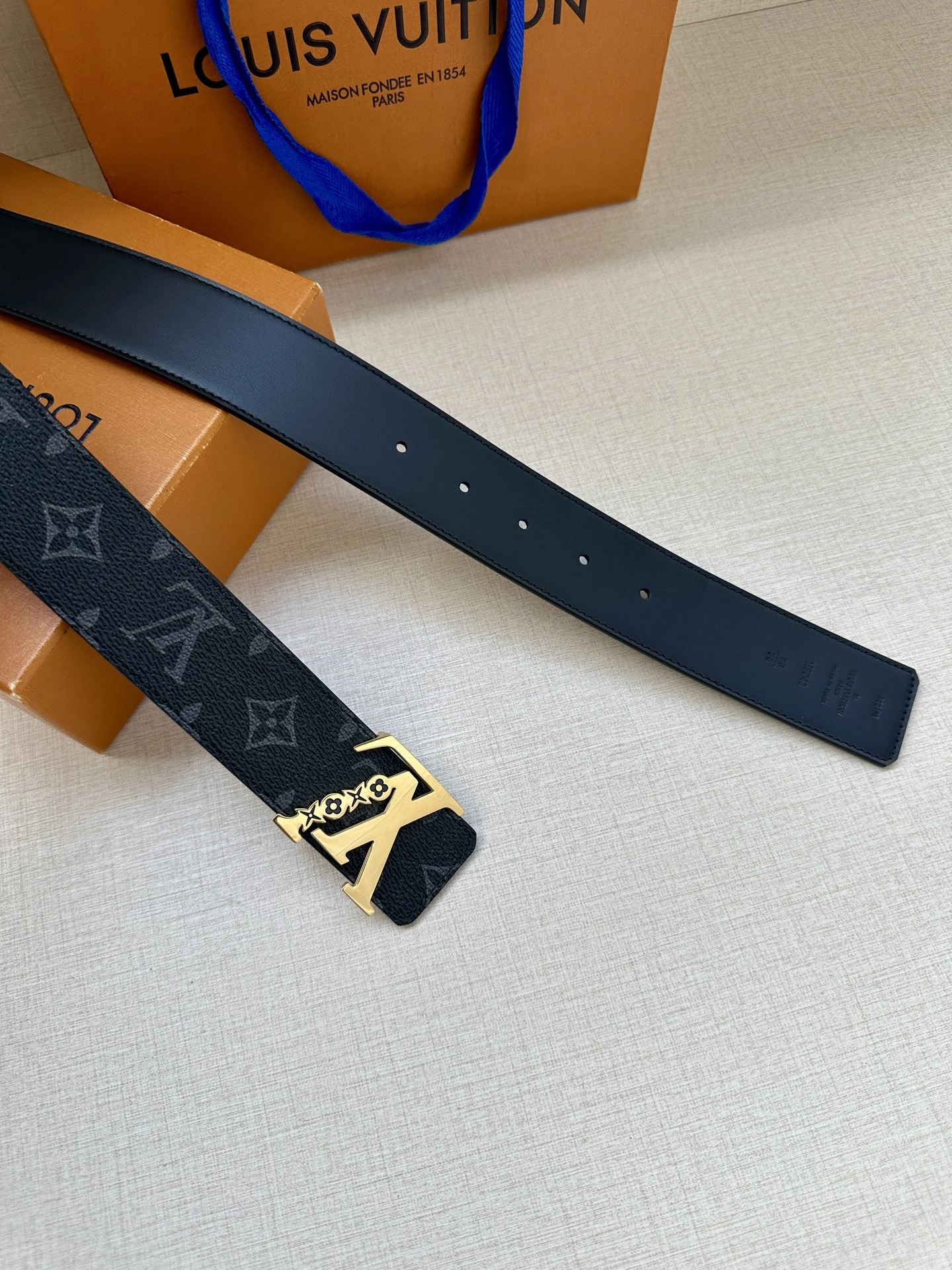 Resilient L*ouis V*uitton Belts XX 20250407- 15156