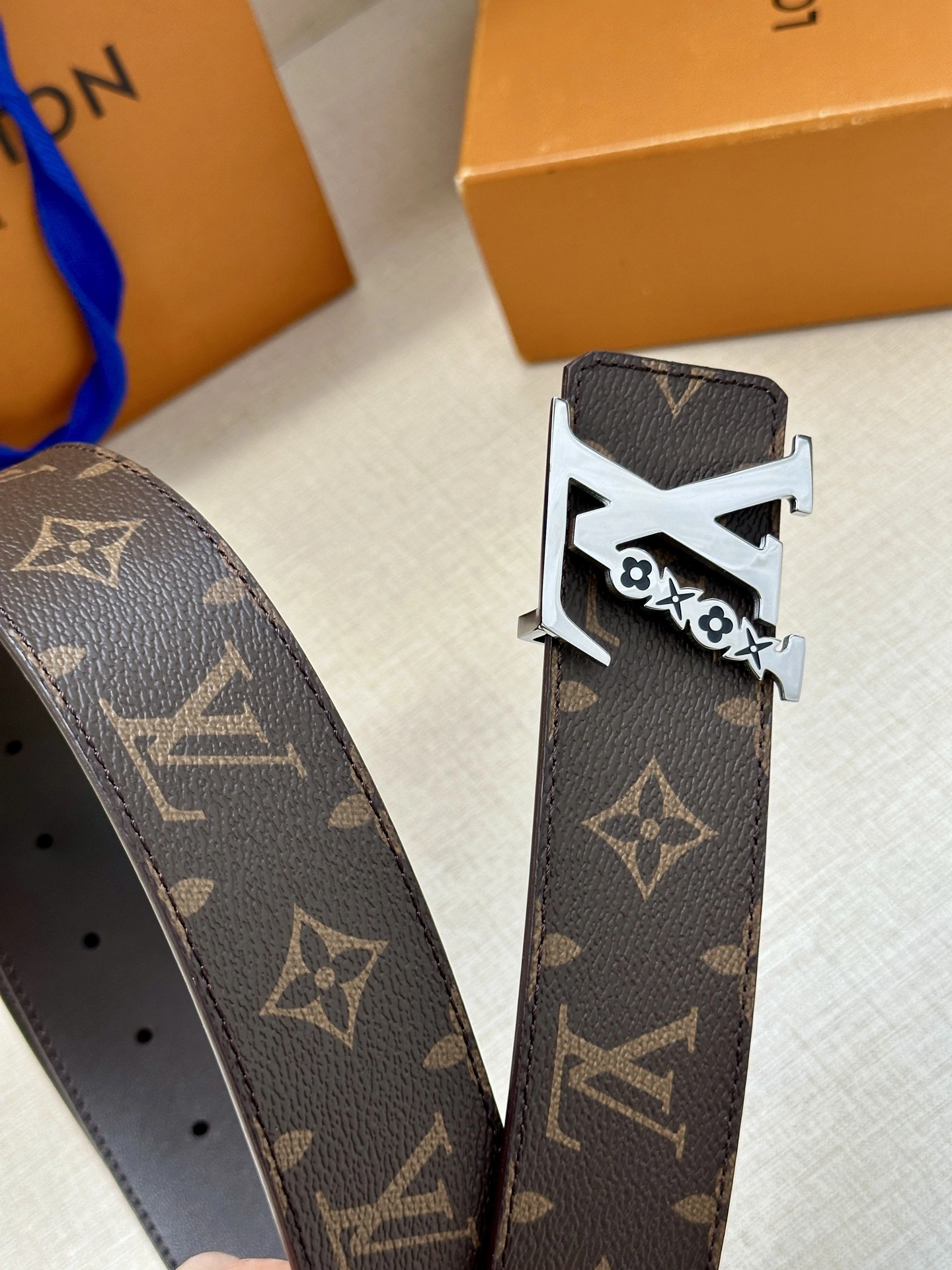 Resilient L*ouis V*uitton Belts XX 20250407- 15156
