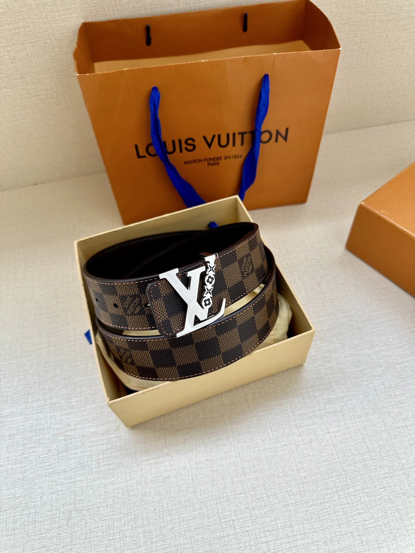 Resilient L*ouis V*uitton Belts XX 20250407- 15156