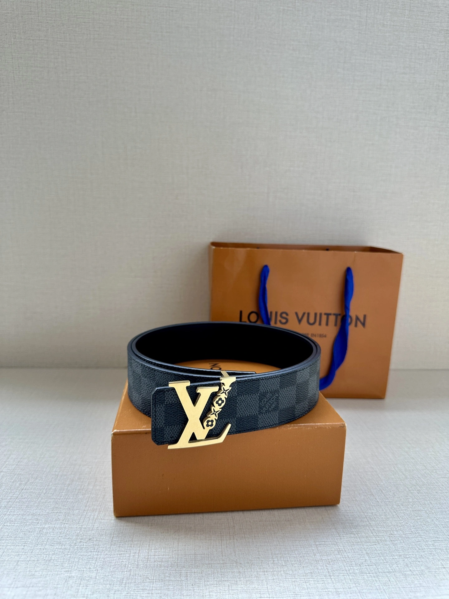 Resilient L*ouis V*uitton Belts XX 20250407- 15156