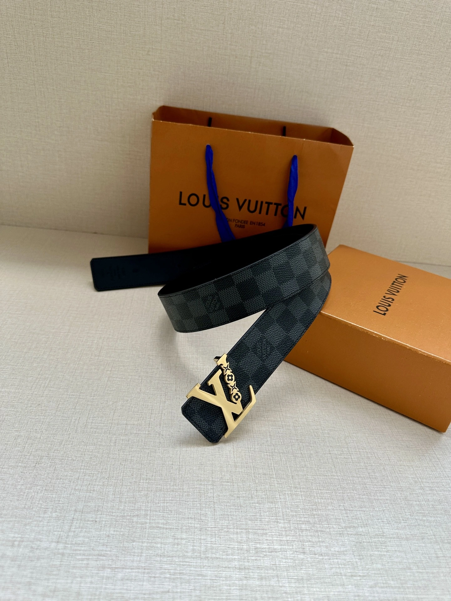 Resilient L*ouis V*uitton Belts XX 20250407- 15156