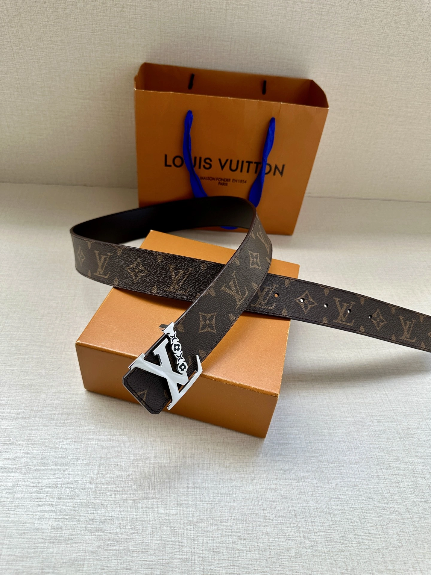 Resilient L*ouis V*uitton Belts XX 20250407- 15156