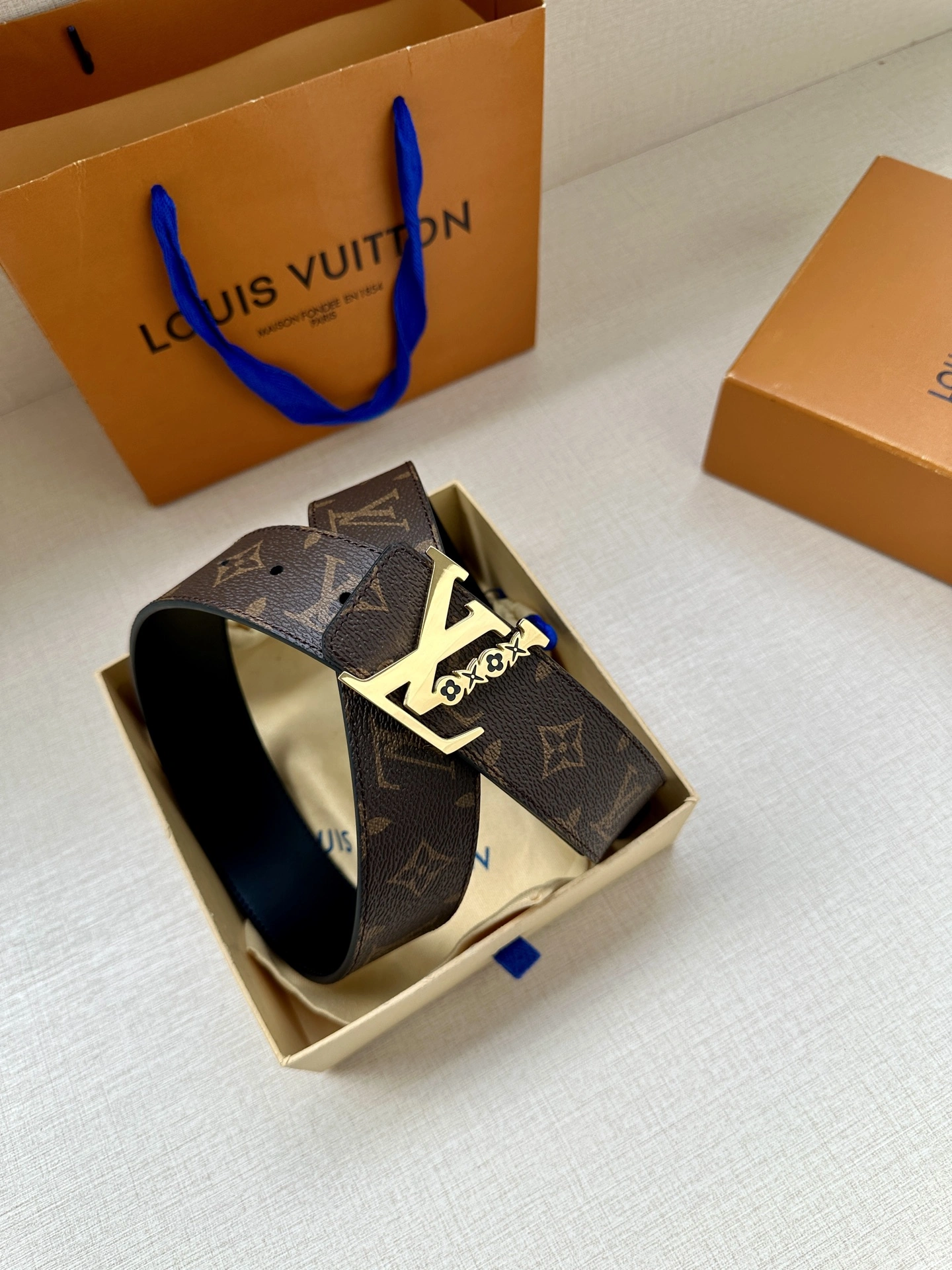 Resilient L*ouis V*uitton Belts XX 20250407- 15156