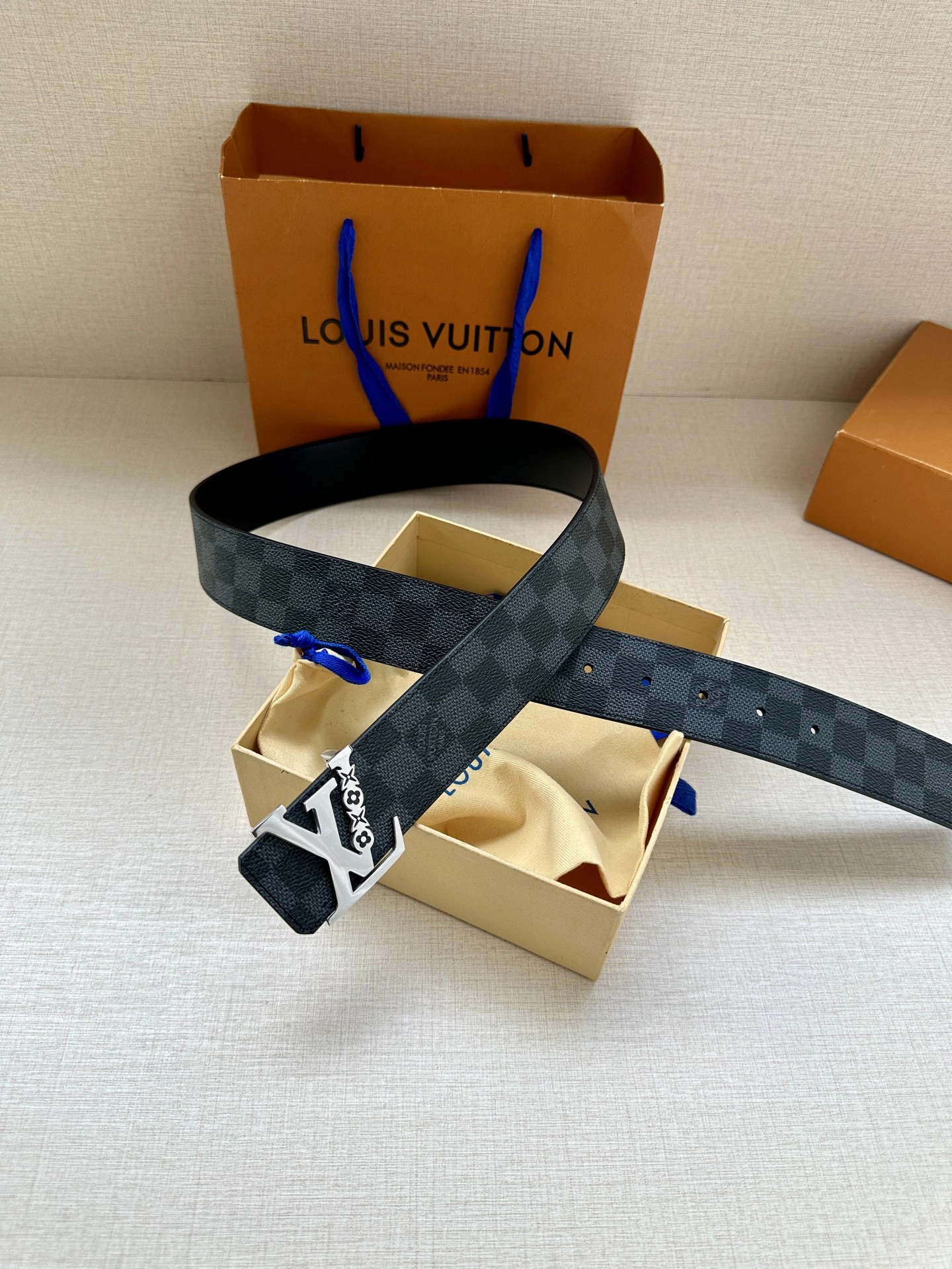 Resilient L*ouis V*uitton Belts XX 20250407- 15156