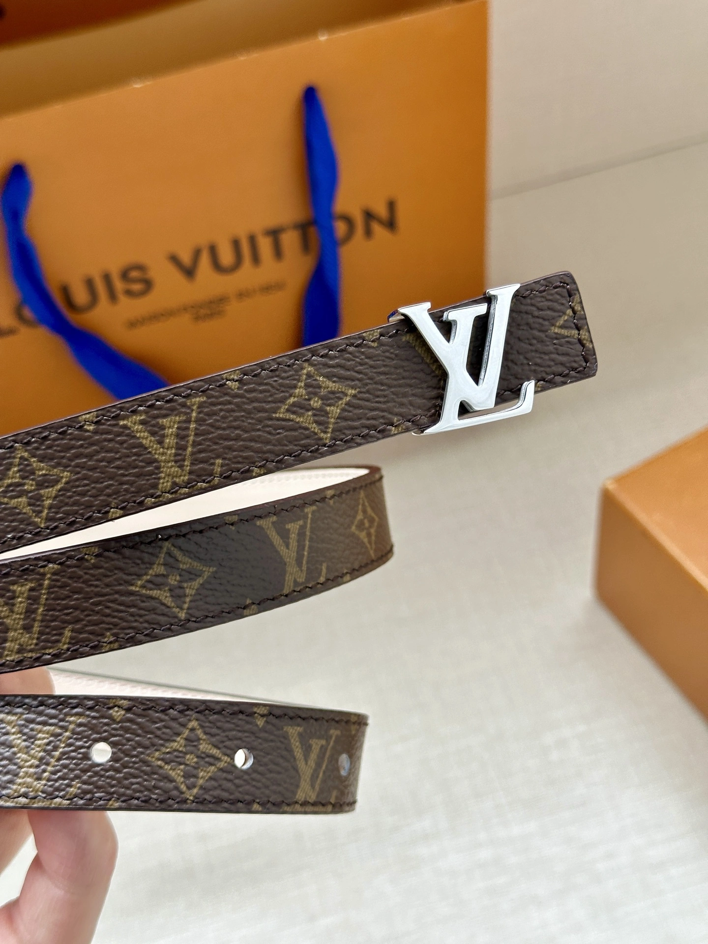 Supportive L*ouis V*uitton Belts XX 20250407- 15170