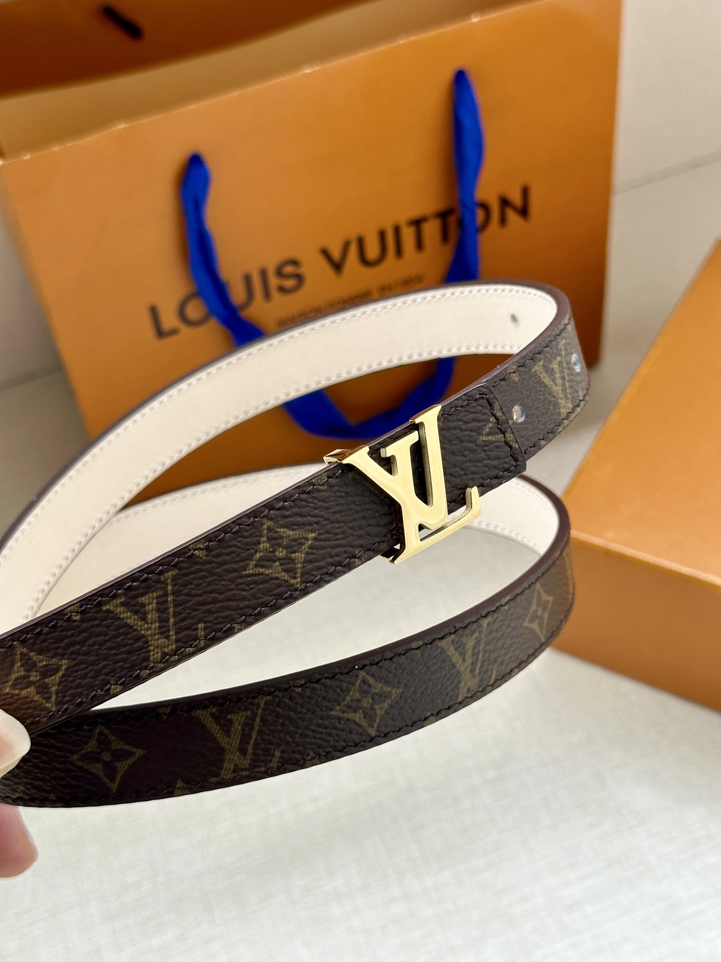 Supportive L*ouis V*uitton Belts XX 20250407- 15170