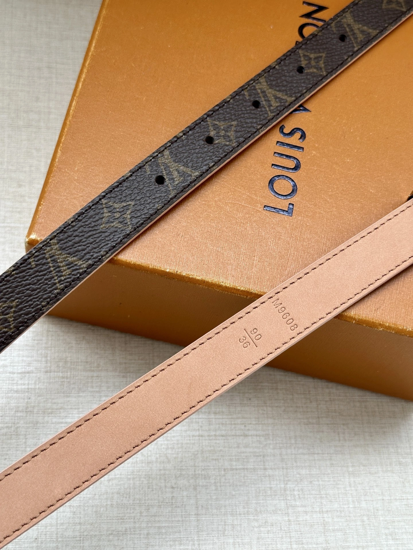 Supportive L*ouis V*uitton Belts XX 20250407- 15170