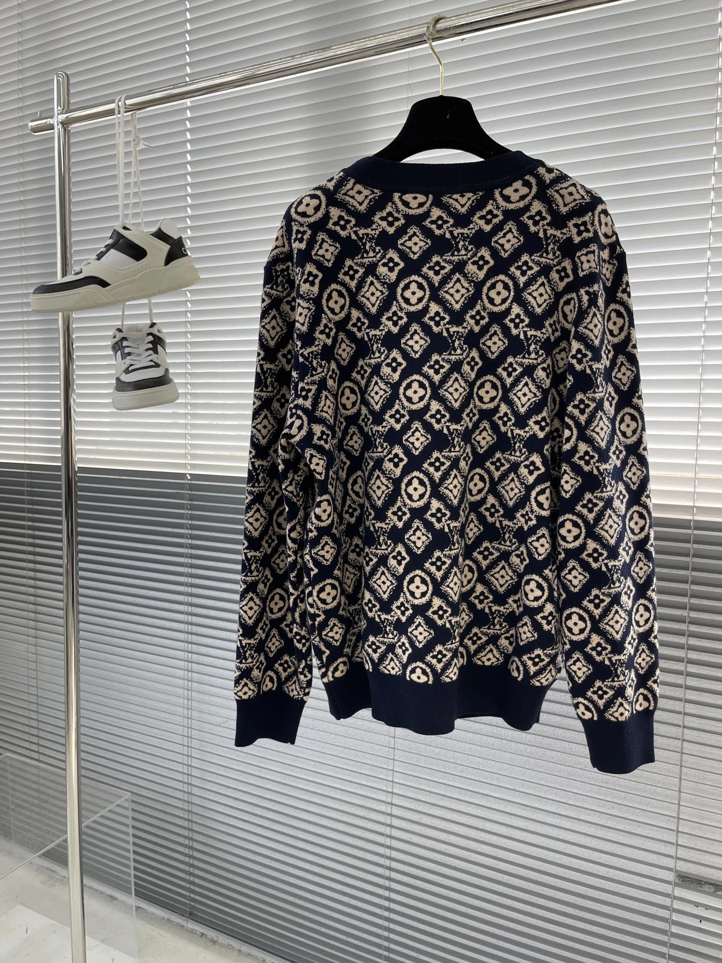 L*ouis V*uitton Cardigan Top Quality AZ 20231023- Popular 12989