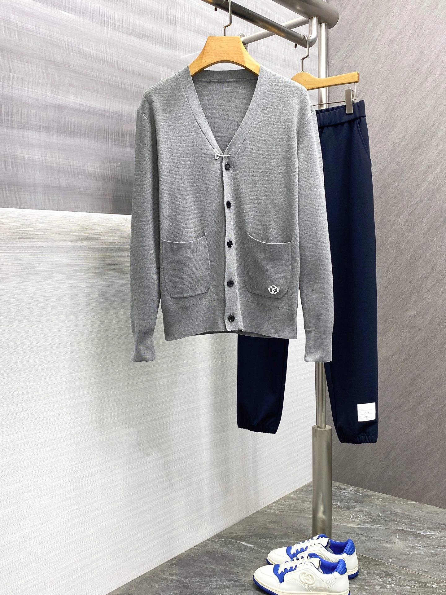 L*ouis V*uitton Cardigan Top Quality D17 20231031- Comfortable 12920