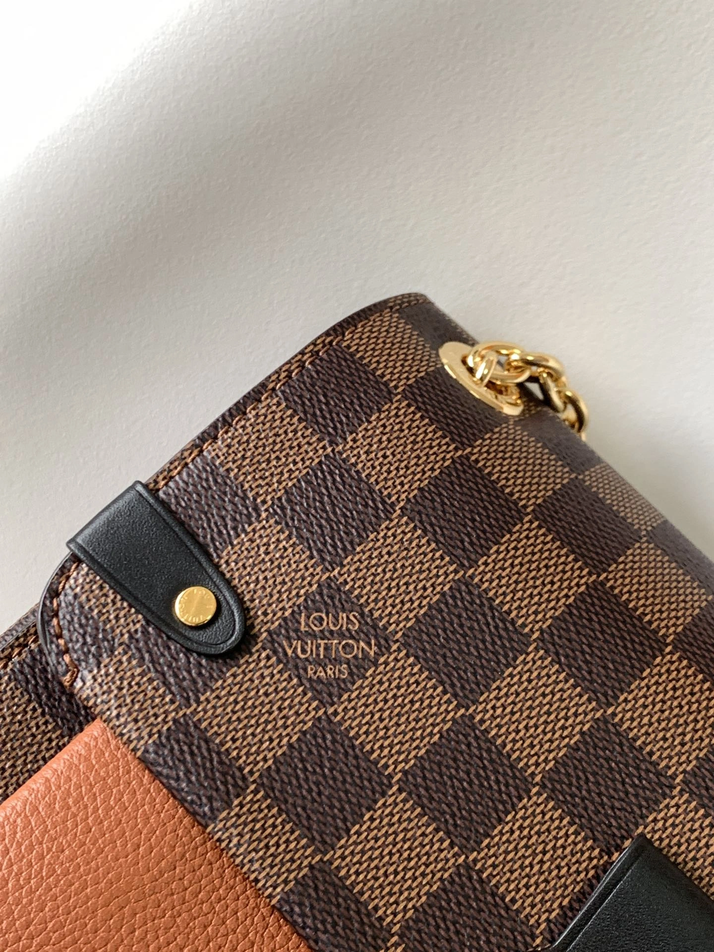 L*ouis V*uitton Crossbody bag Top Quality HT 20231011-44 Size 24.5*6.5*16.5 CM Flexible 8353