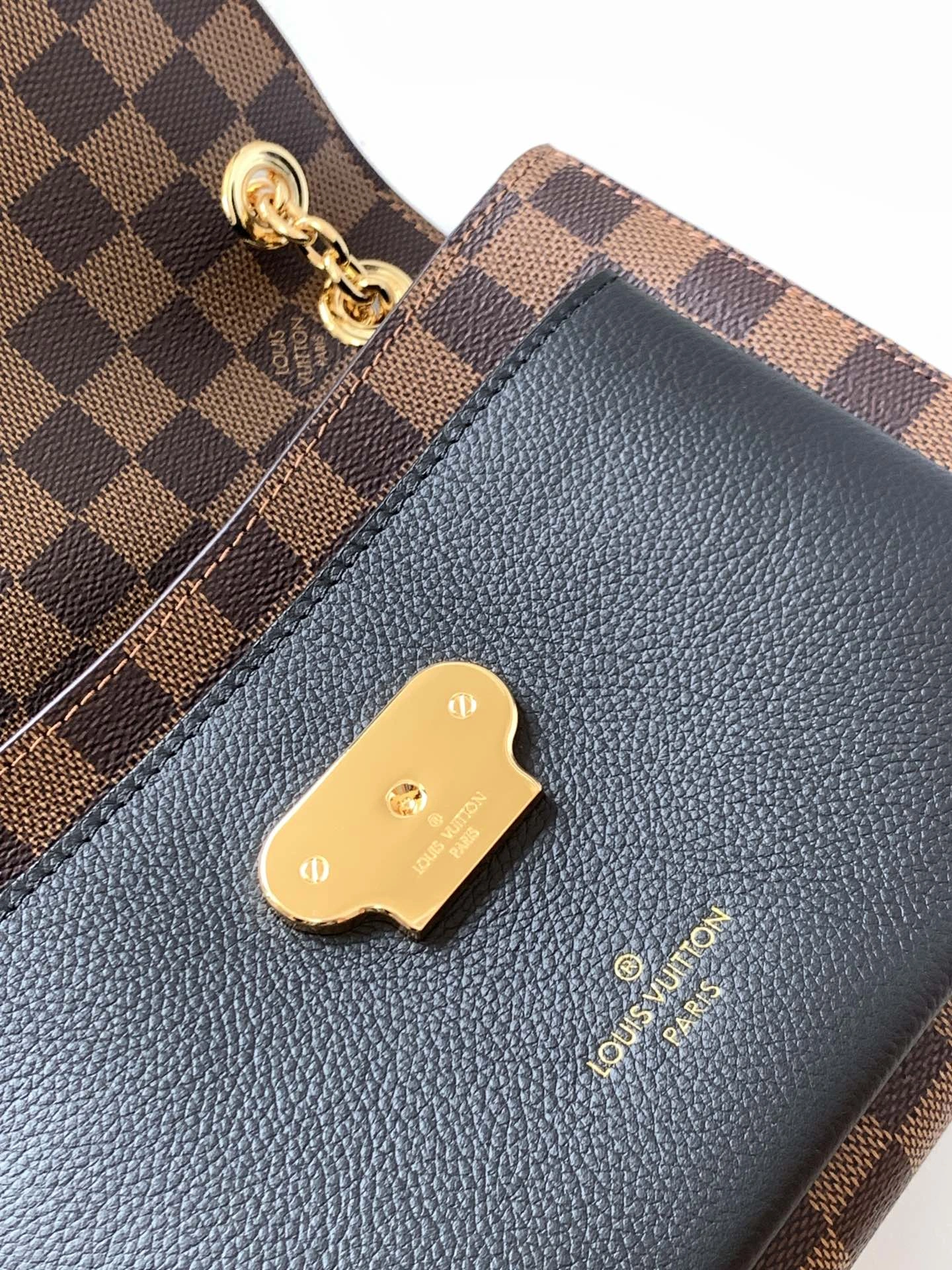 L*ouis V*uitton Crossbody bag Top Quality HT 20231011-46 Size 24.5*6.5*16.5 CM Compact 8351