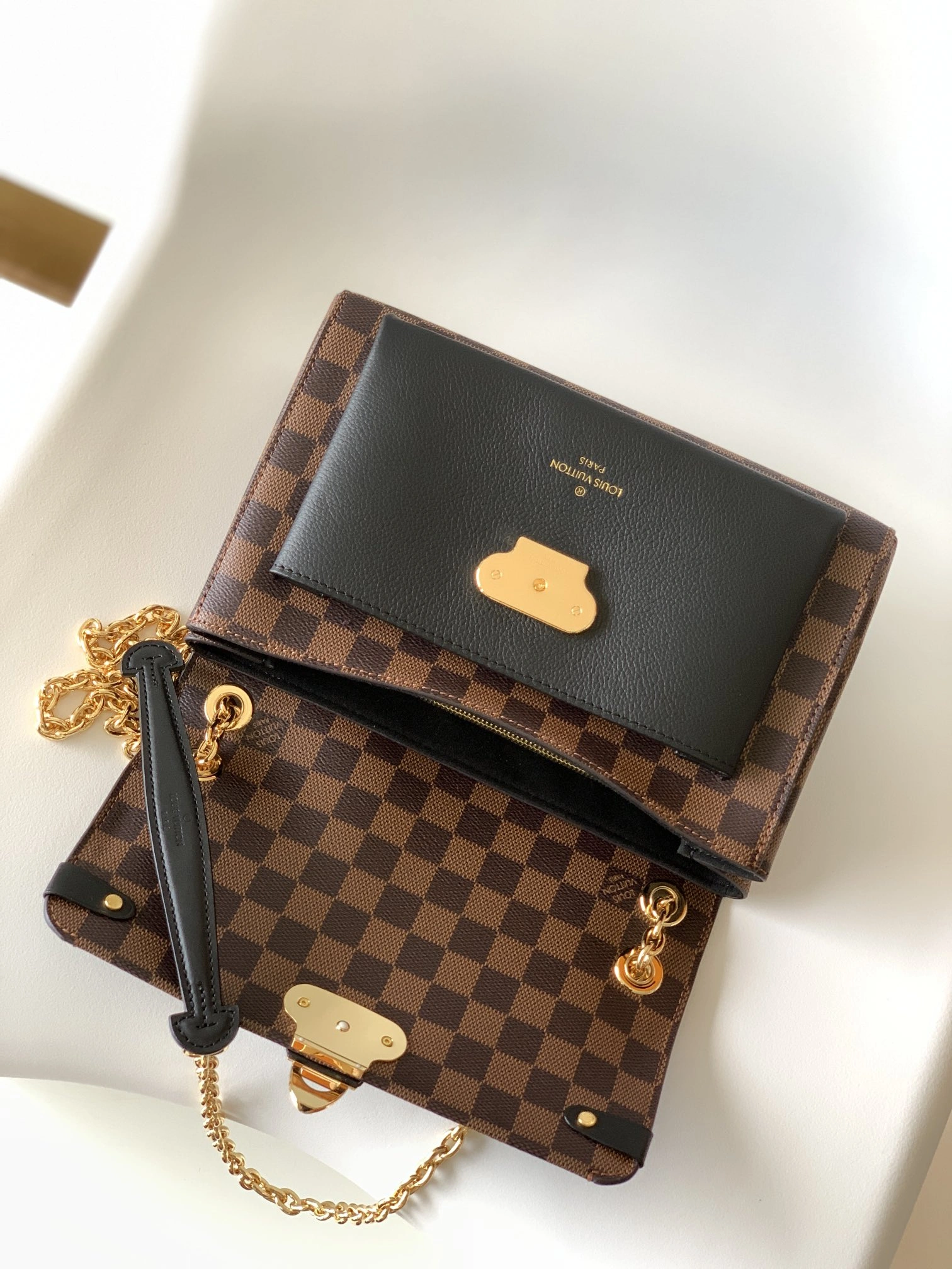 L*ouis V*uitton Crossbody bag Top Quality HT 20231011-46 Size 24.5*6.5*16.5 CM Compact 8351
