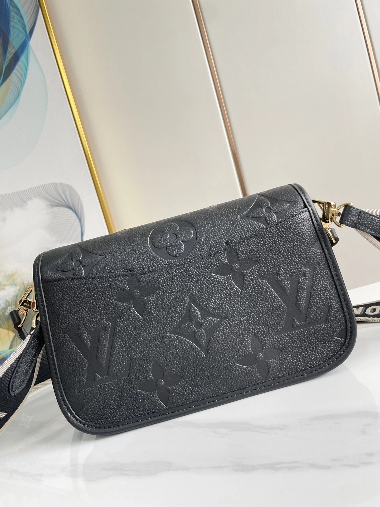 L*ouis V*uitton Crossbody bag Top Quality HT 20231011-47 23×16×8.5CM Supportive 8350