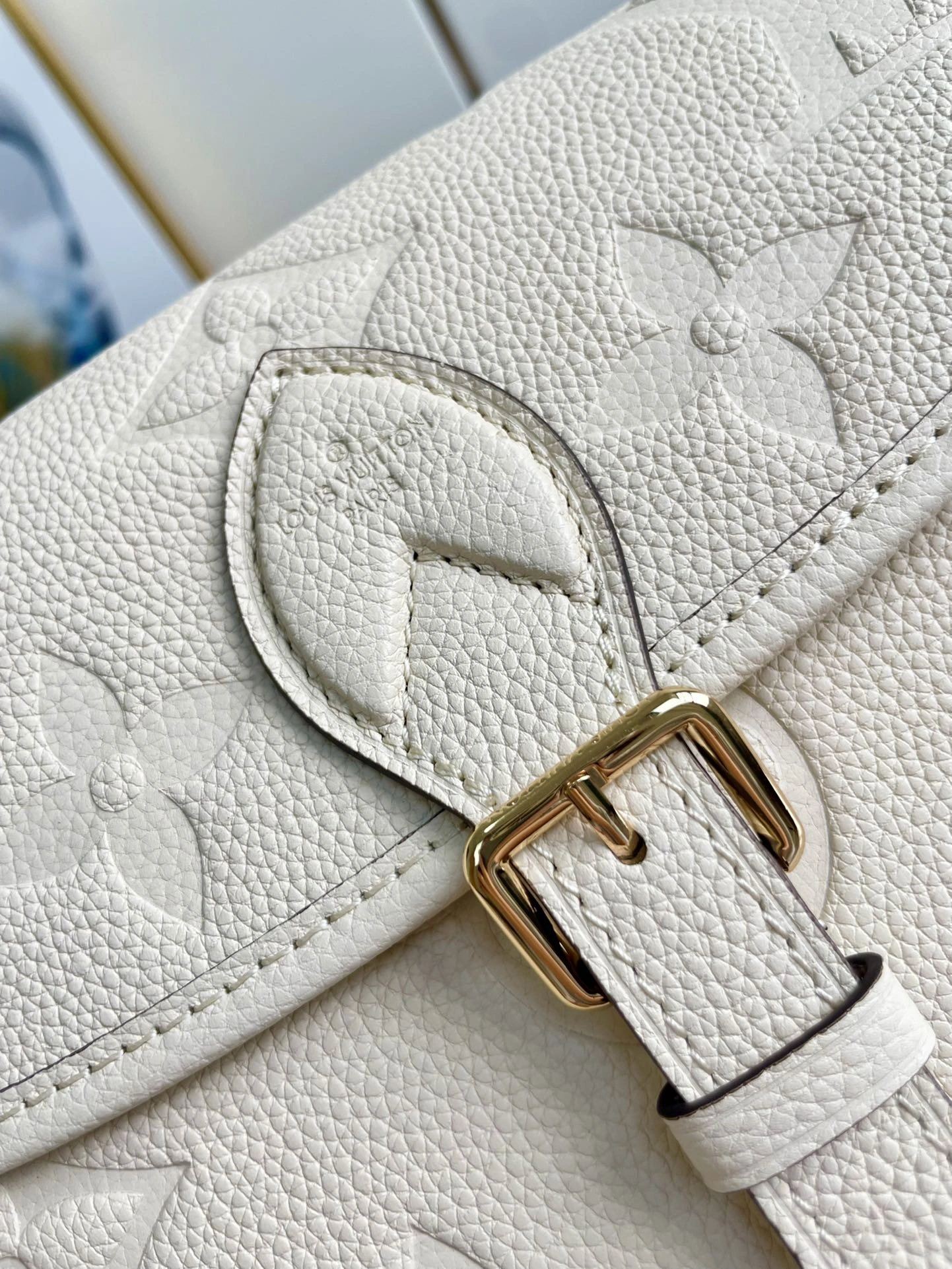 L*ouis V*uitton Crossbody bag Top Quality HT 20231011-48 23×16×8.5CM OnTrend 8349