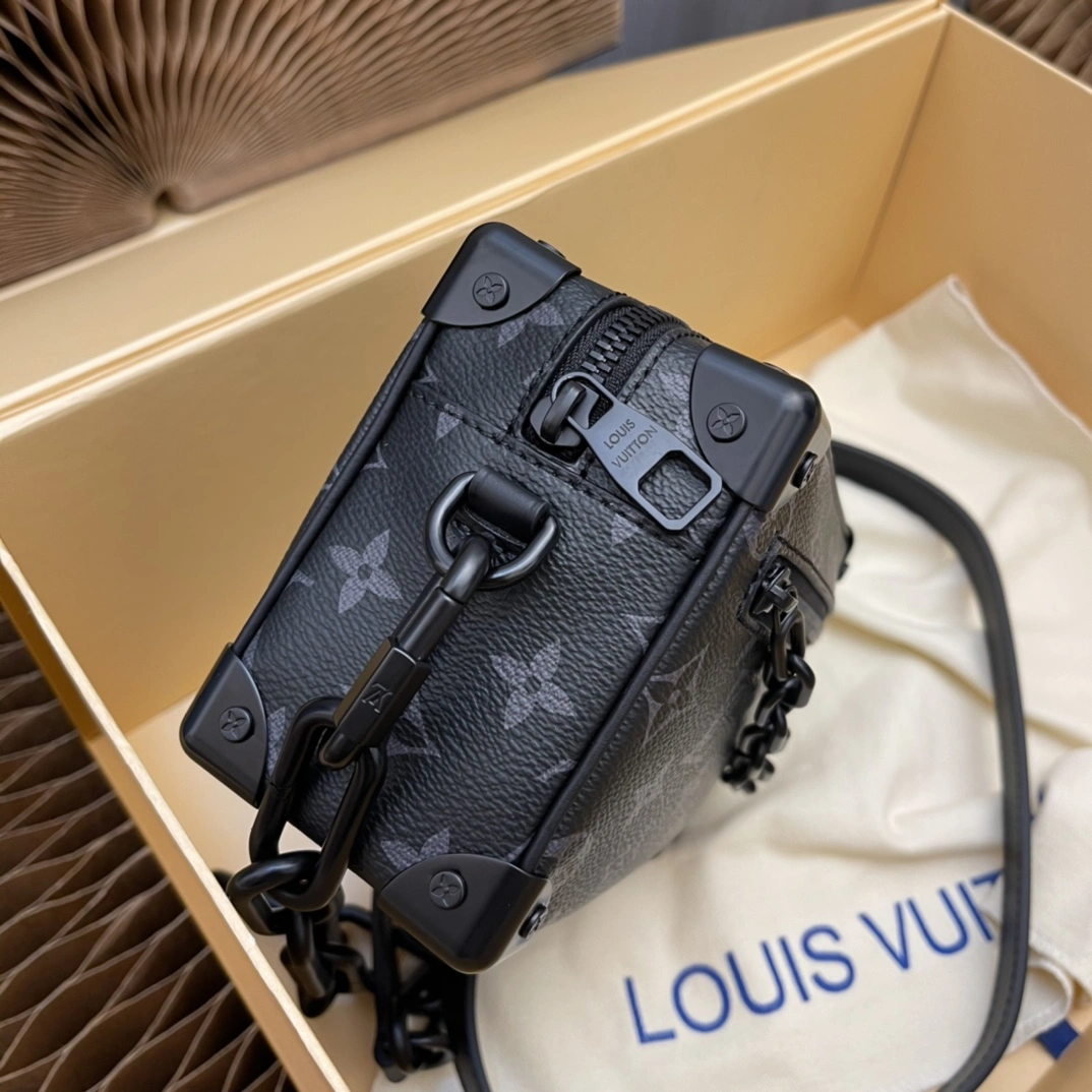 L*ouis V*uitton Crossbody bag Top Quality HT 20231011-63 18.5 x 13.0 x 8.0 cm Breathable 8334