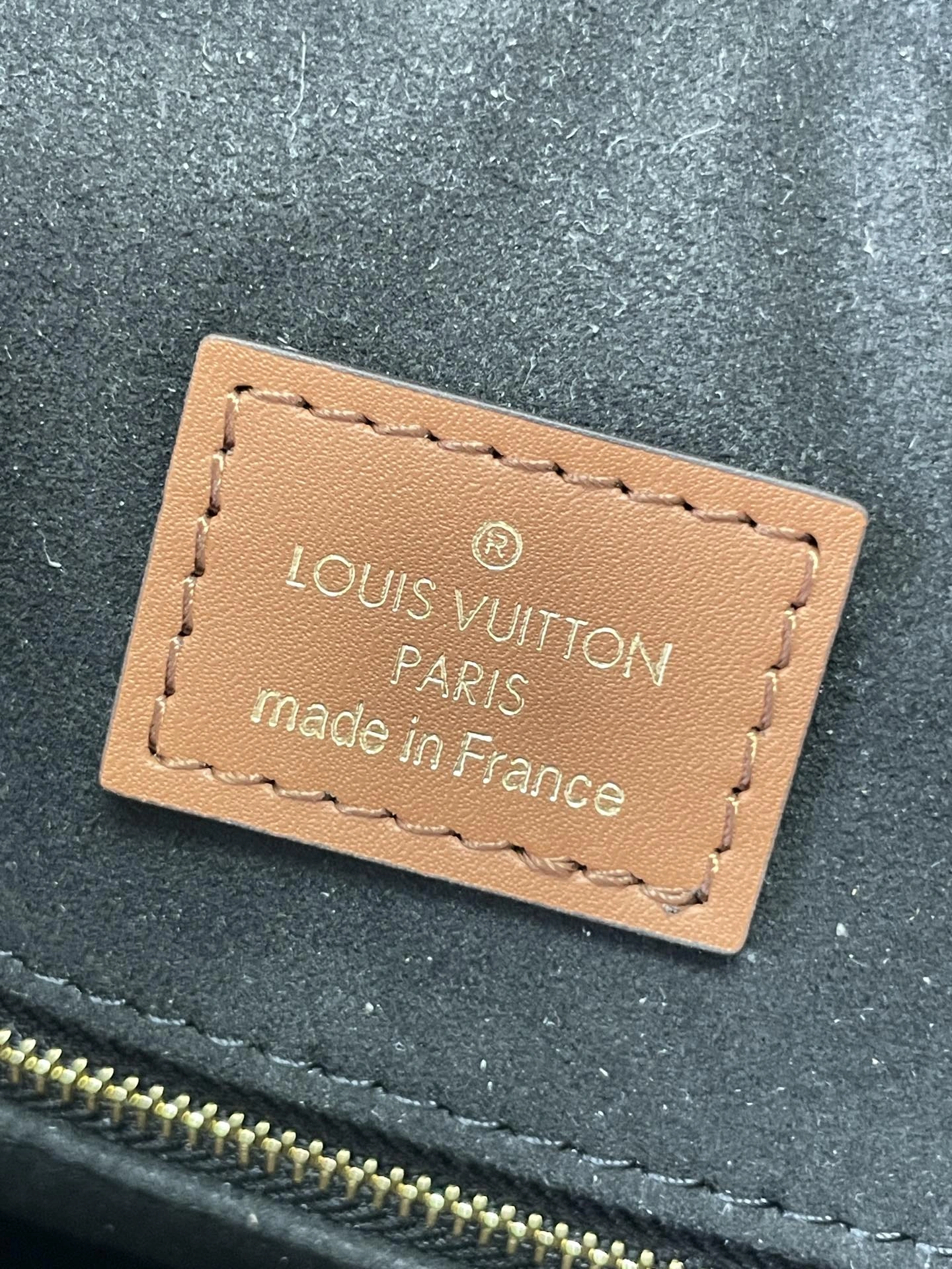 L*ouis V*uitton Crossbody bag Top Quality HT 20231011-69 38×26×10CM Cozy 8328